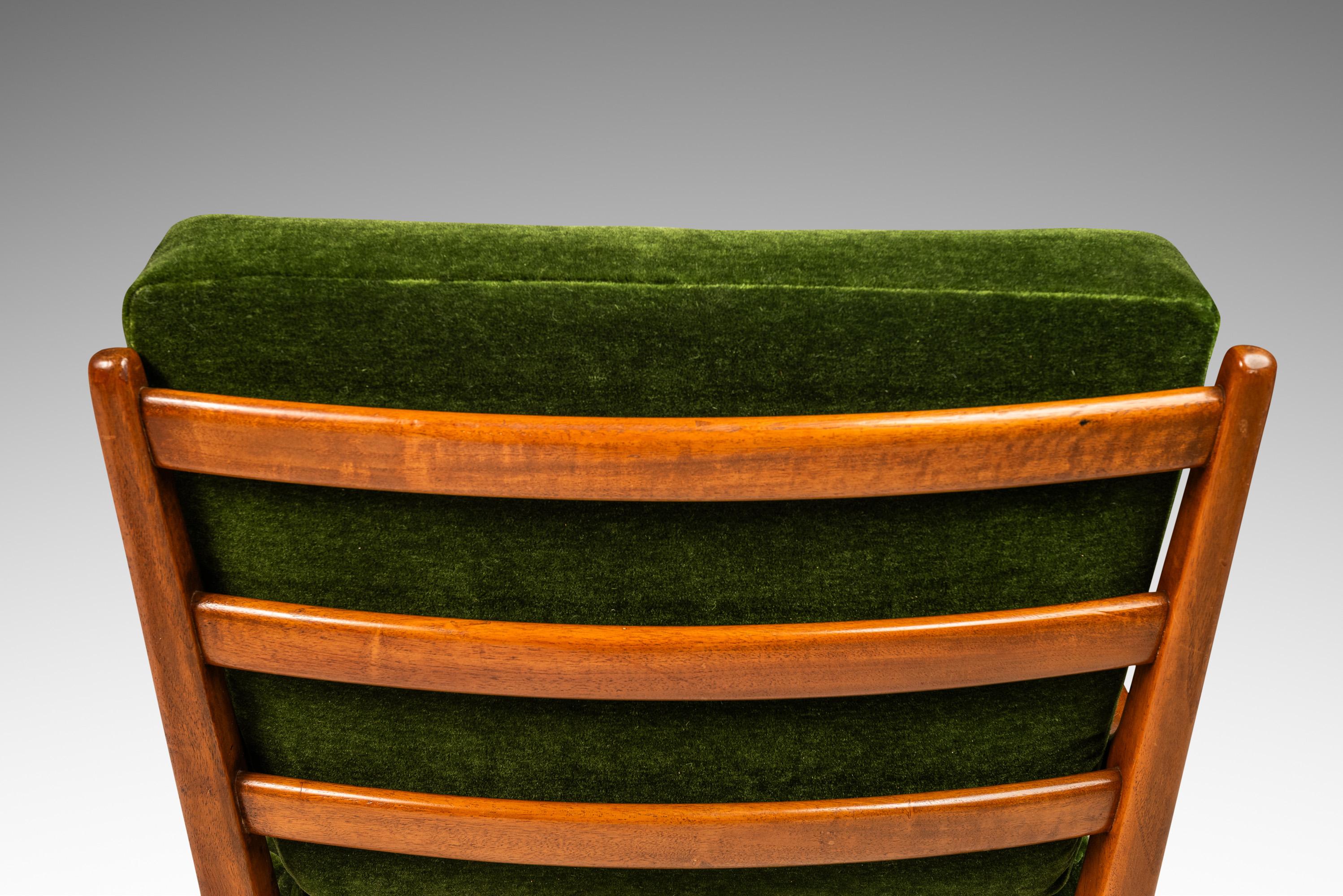 Chair & Ottoman in Walnut, Carlo de Carli, M. Singer and Sons, Italy-USA, 1950's For Sale 2