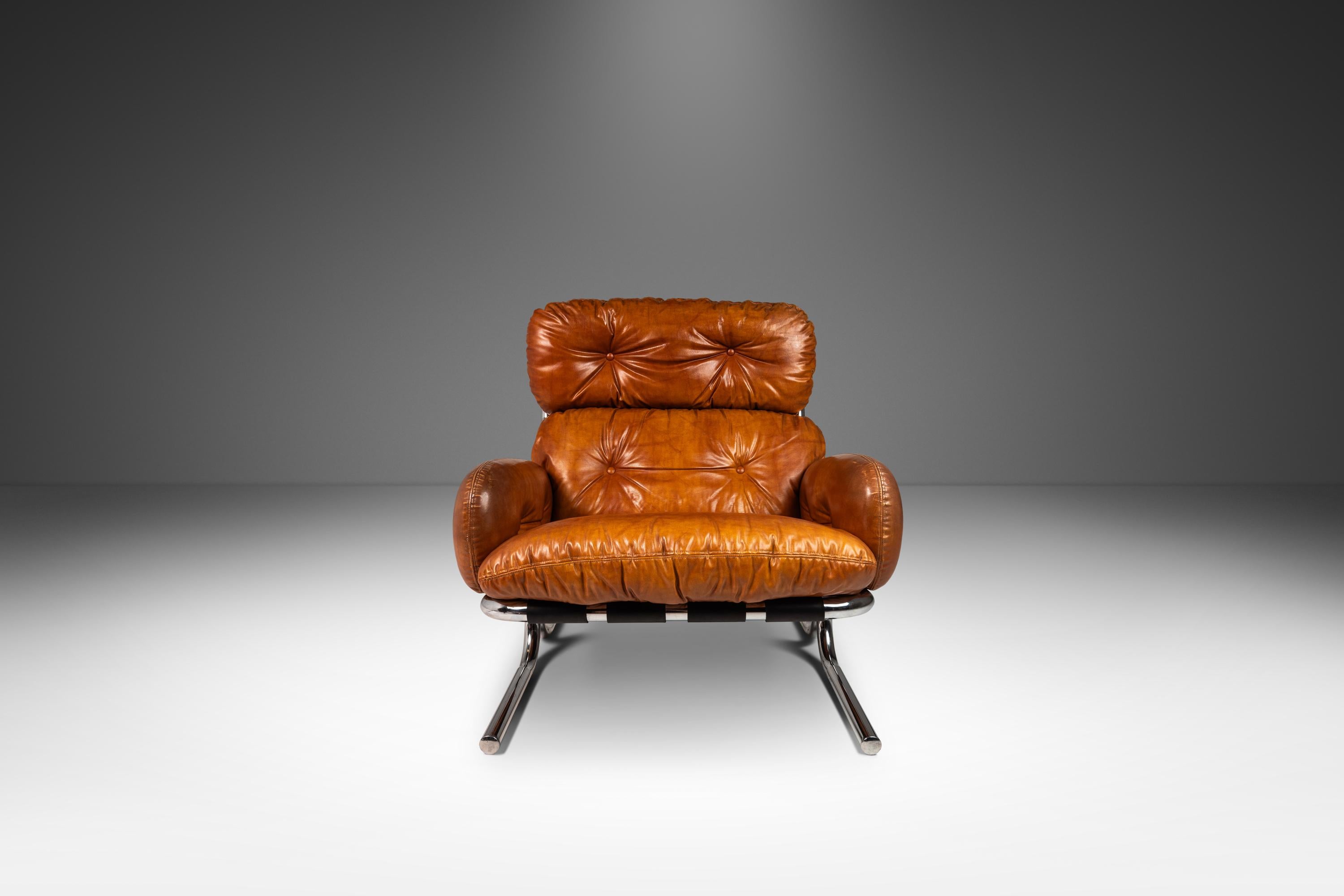 Américain Ensemble chaise et pouf en cuir de Milo Baughman pour Directional, États-Unis, vers les années 1960 en vente