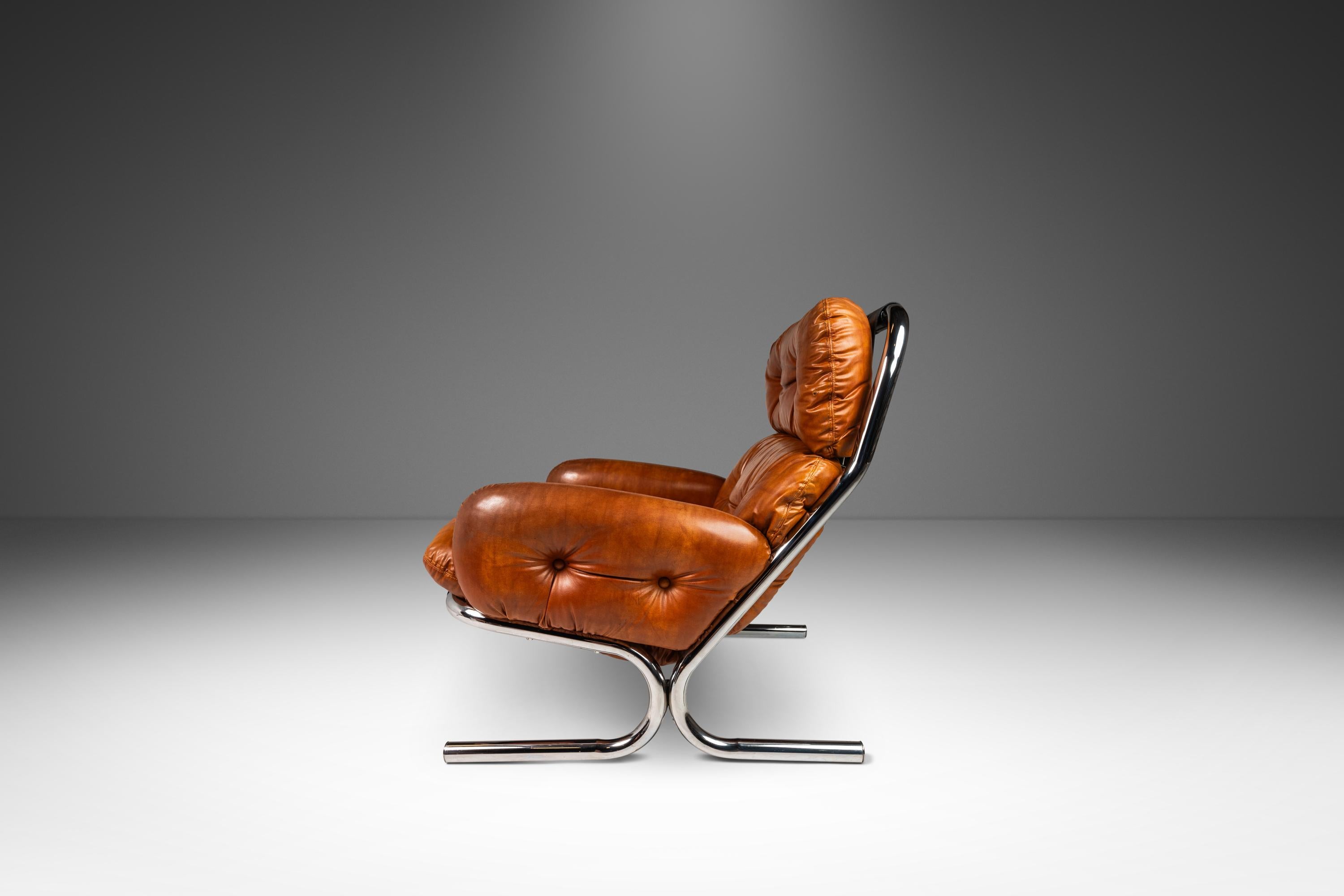 Ensemble chaise et pouf en cuir de Milo Baughman pour Directional, États-Unis, vers les années 1960 Bon état - En vente à Deland, FL