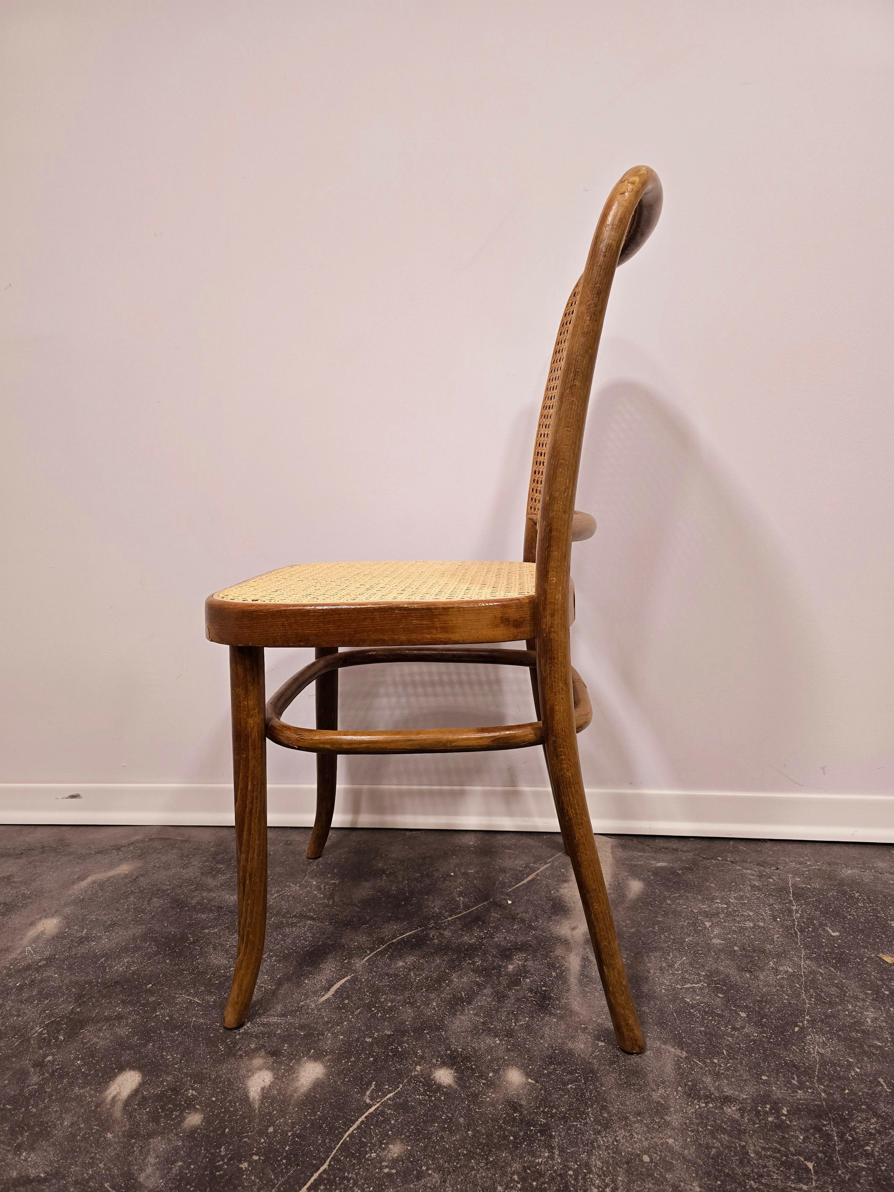 Chair - Prague chair, no. 811 12