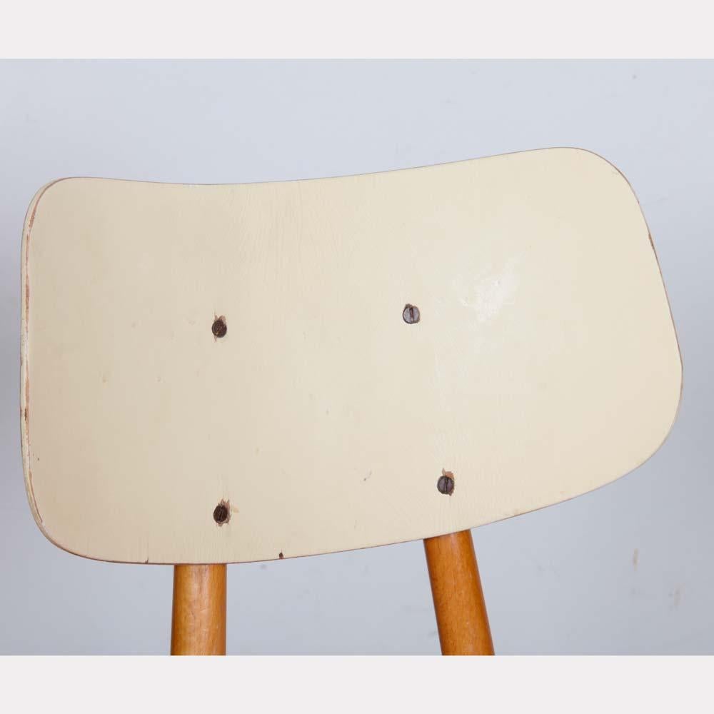 Chair produced by Ton in the 1960s (Mitte des 20. Jahrhunderts) im Angebot