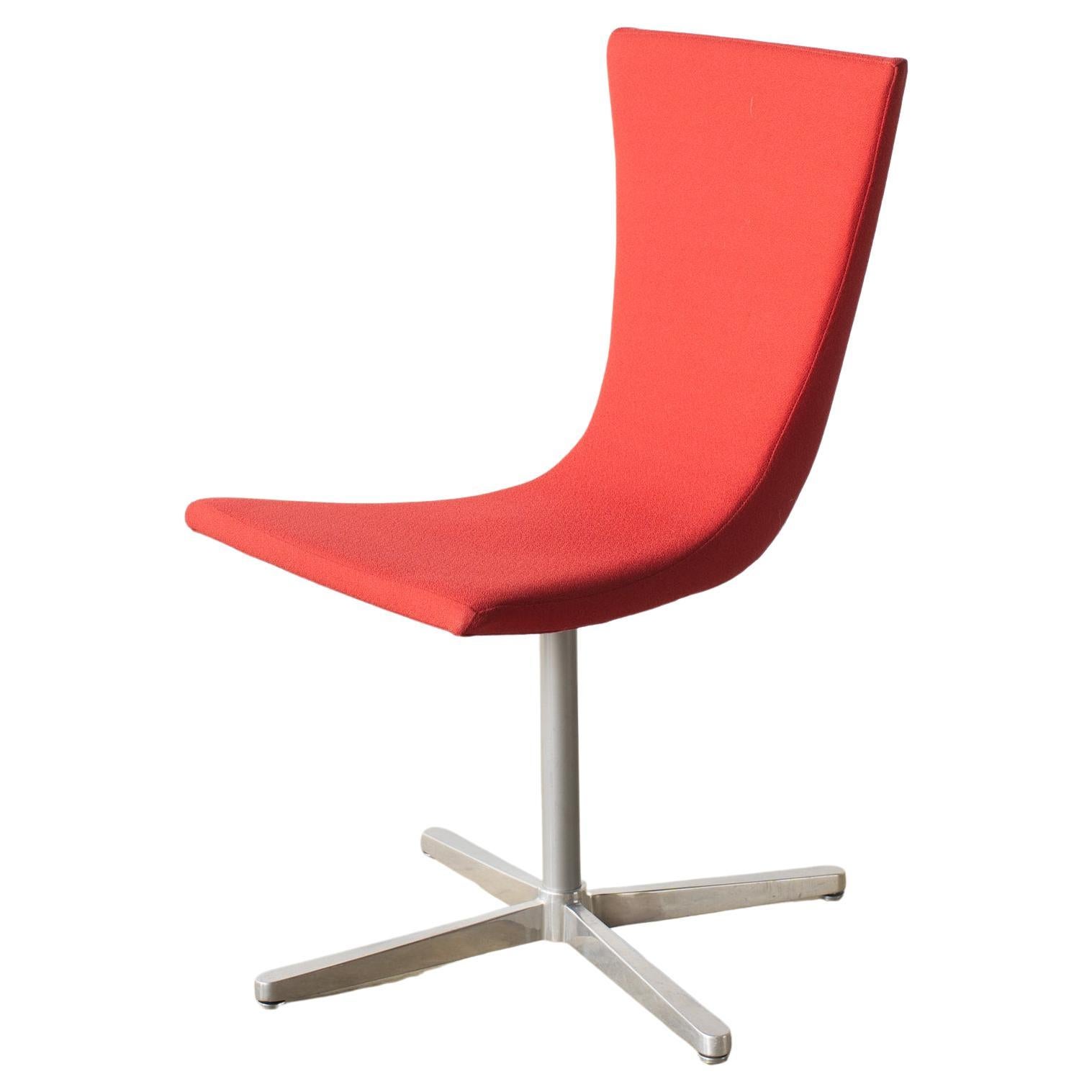 Stuhl aus rotem Stoff Christian Ghion  Y2K-Stil Design Space Age