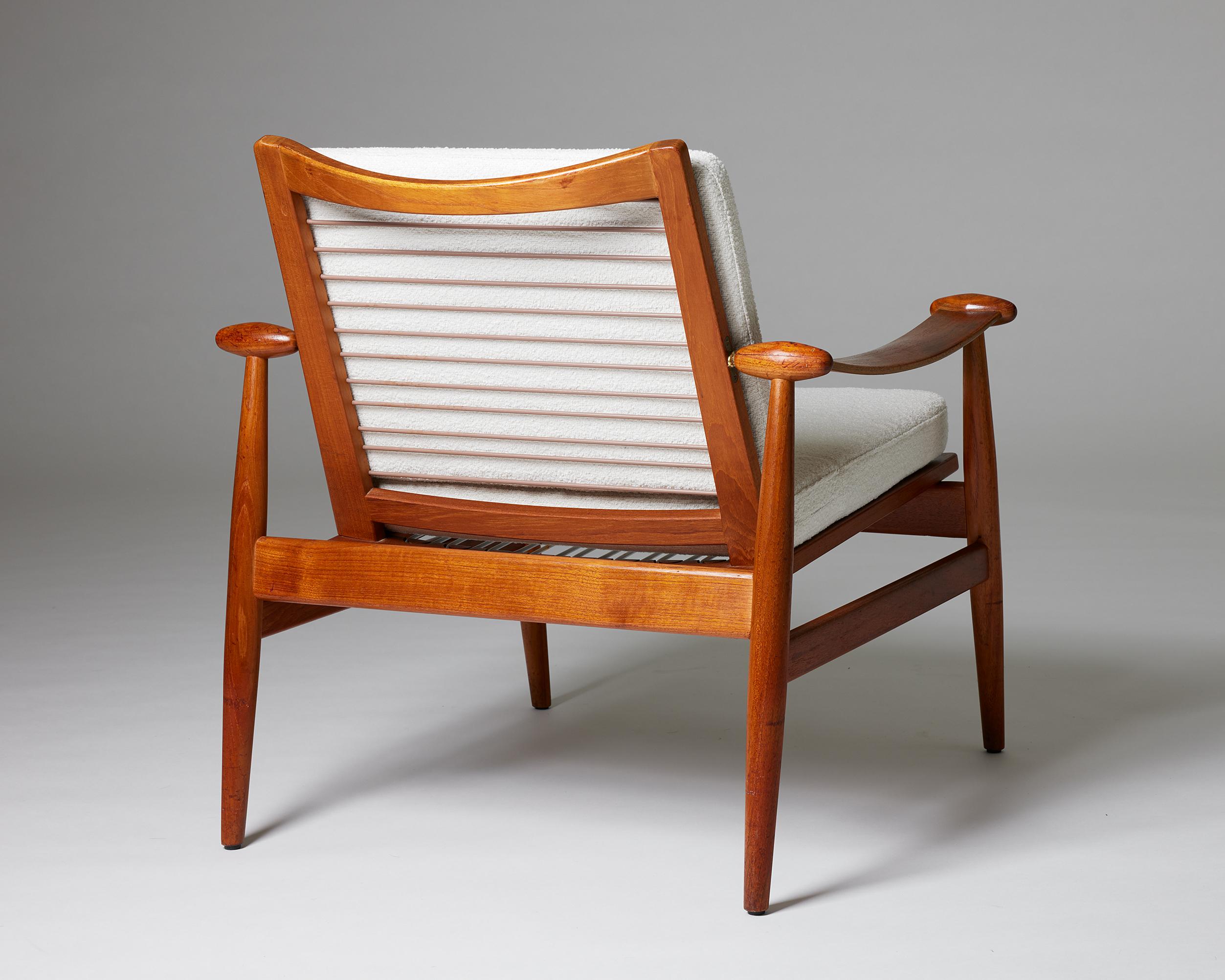 Chair ‘Spade’ Model FD 133 Designed by Finn Juhl for Frankrike & Søn, Denmark In Good Condition For Sale In Stockholm, SE