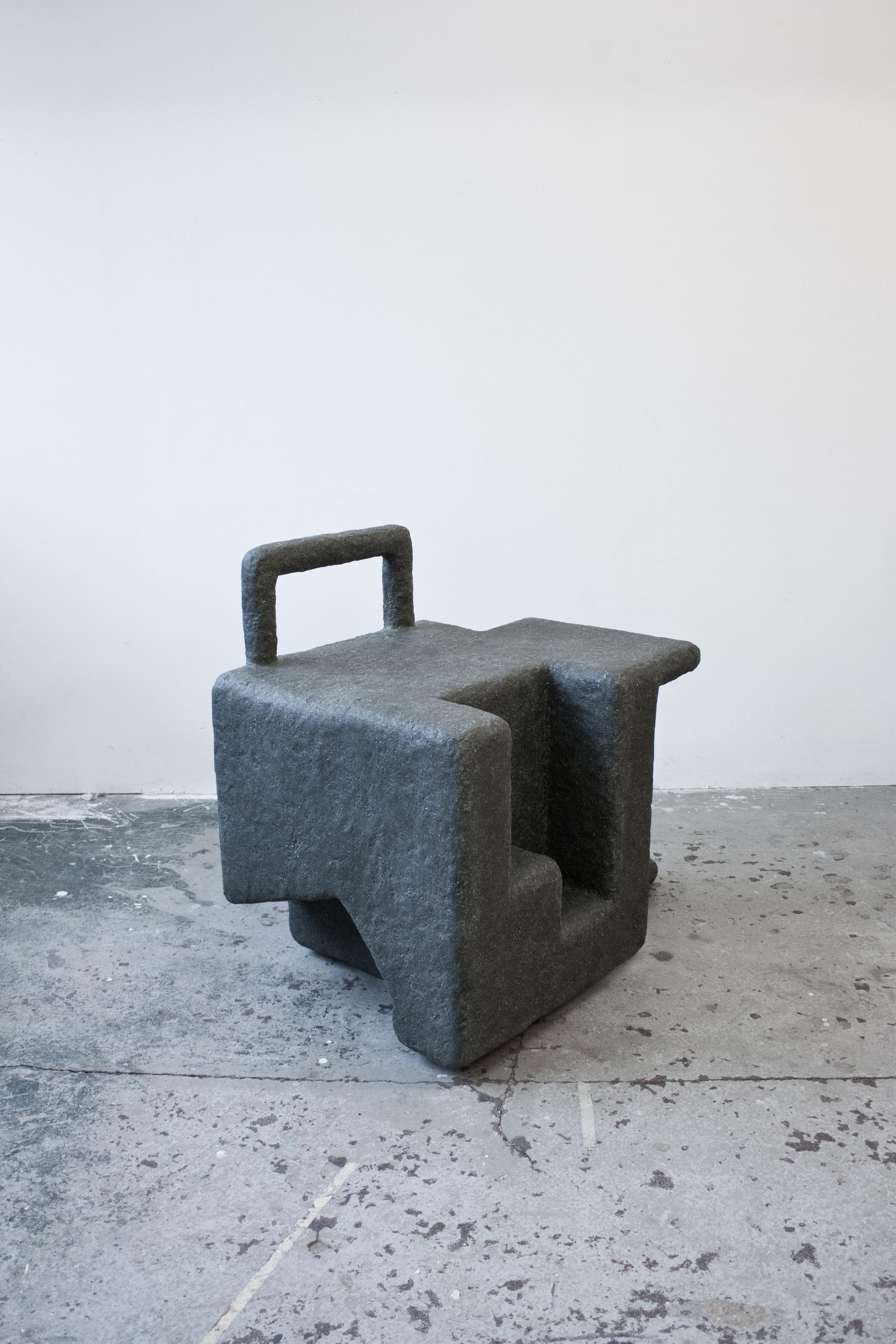Stuhl „Die Kunst des Sitzens“ von Stine Mikkelsen (Minimalistisch) im Angebot