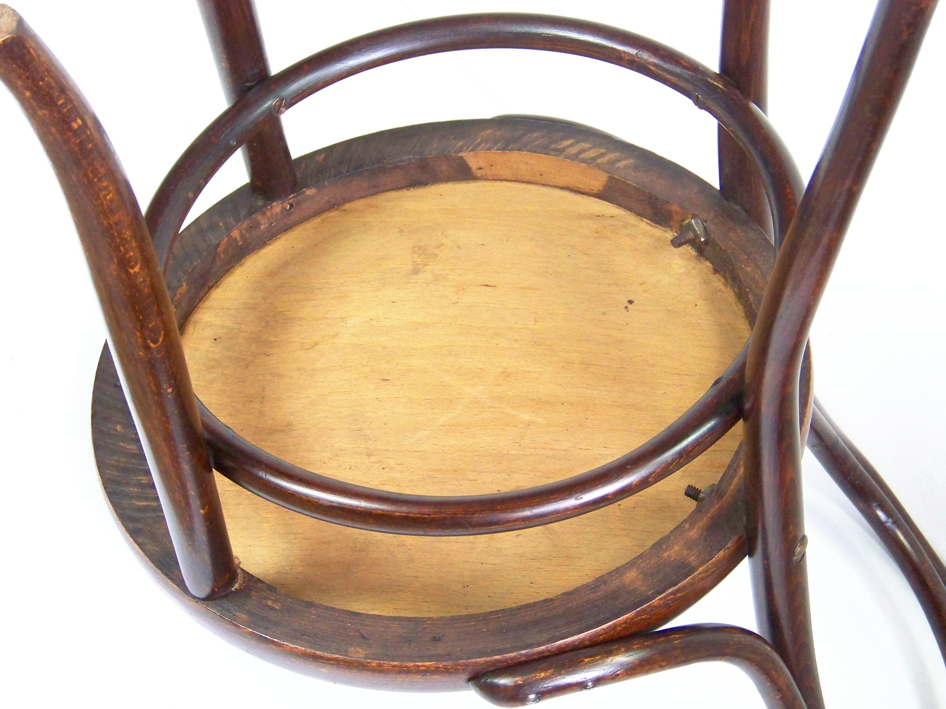 Bentwood Chair Thonet Nr.14, circa 1900
