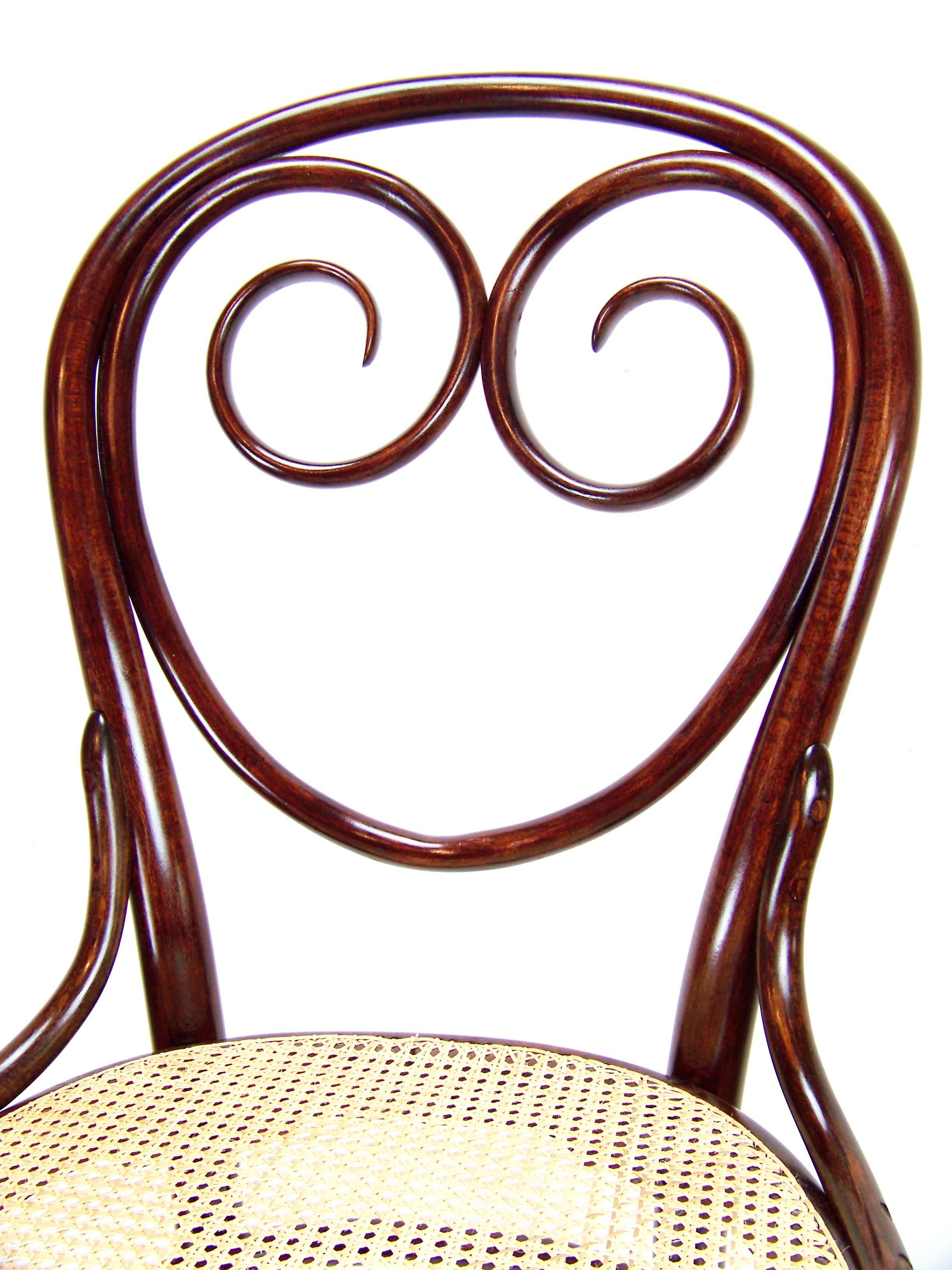 Austrian Chair Thonet Nr.2, circa 1870