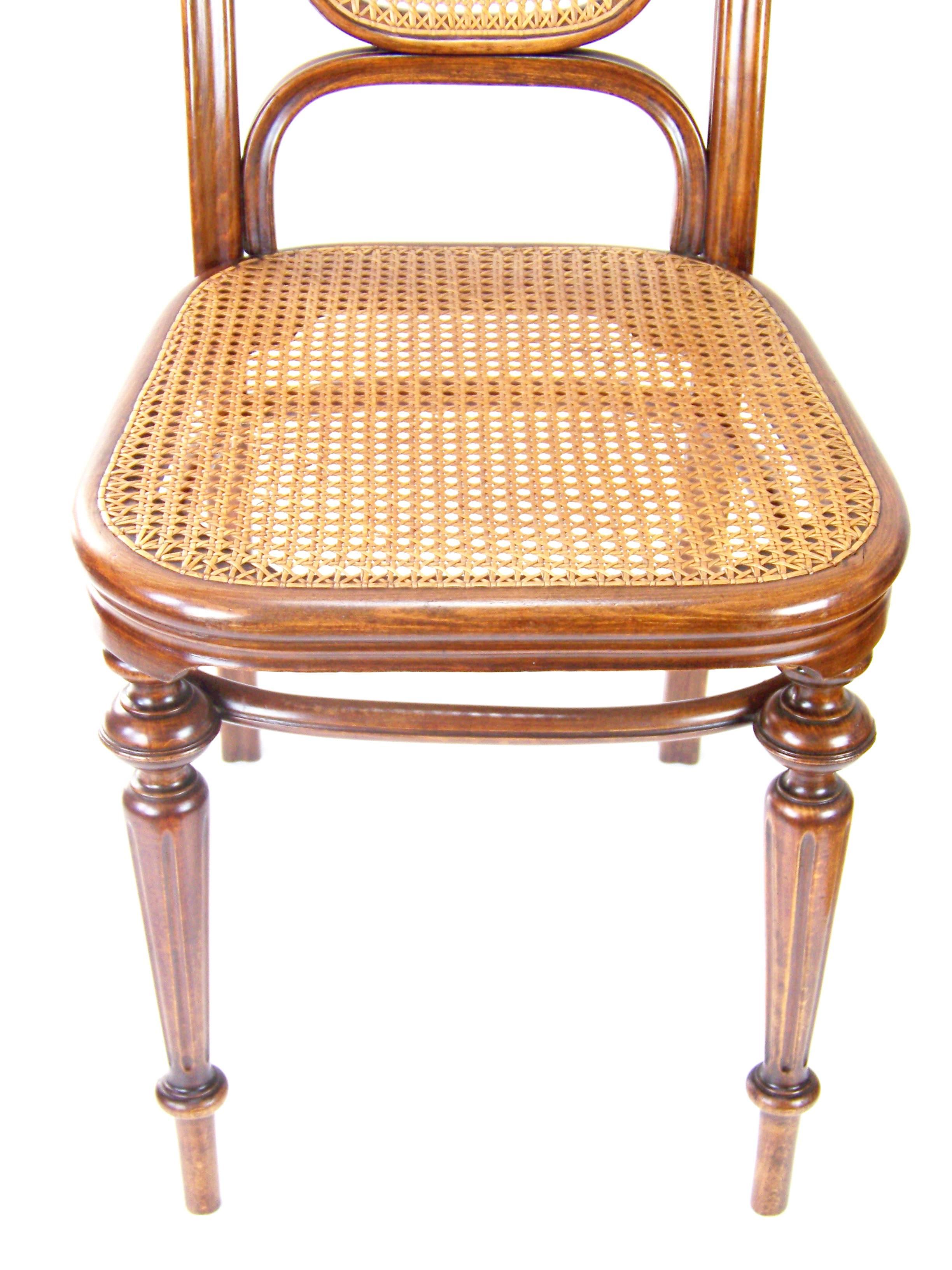 Art Nouveau Chair Thonet Nr.32, circa 1883