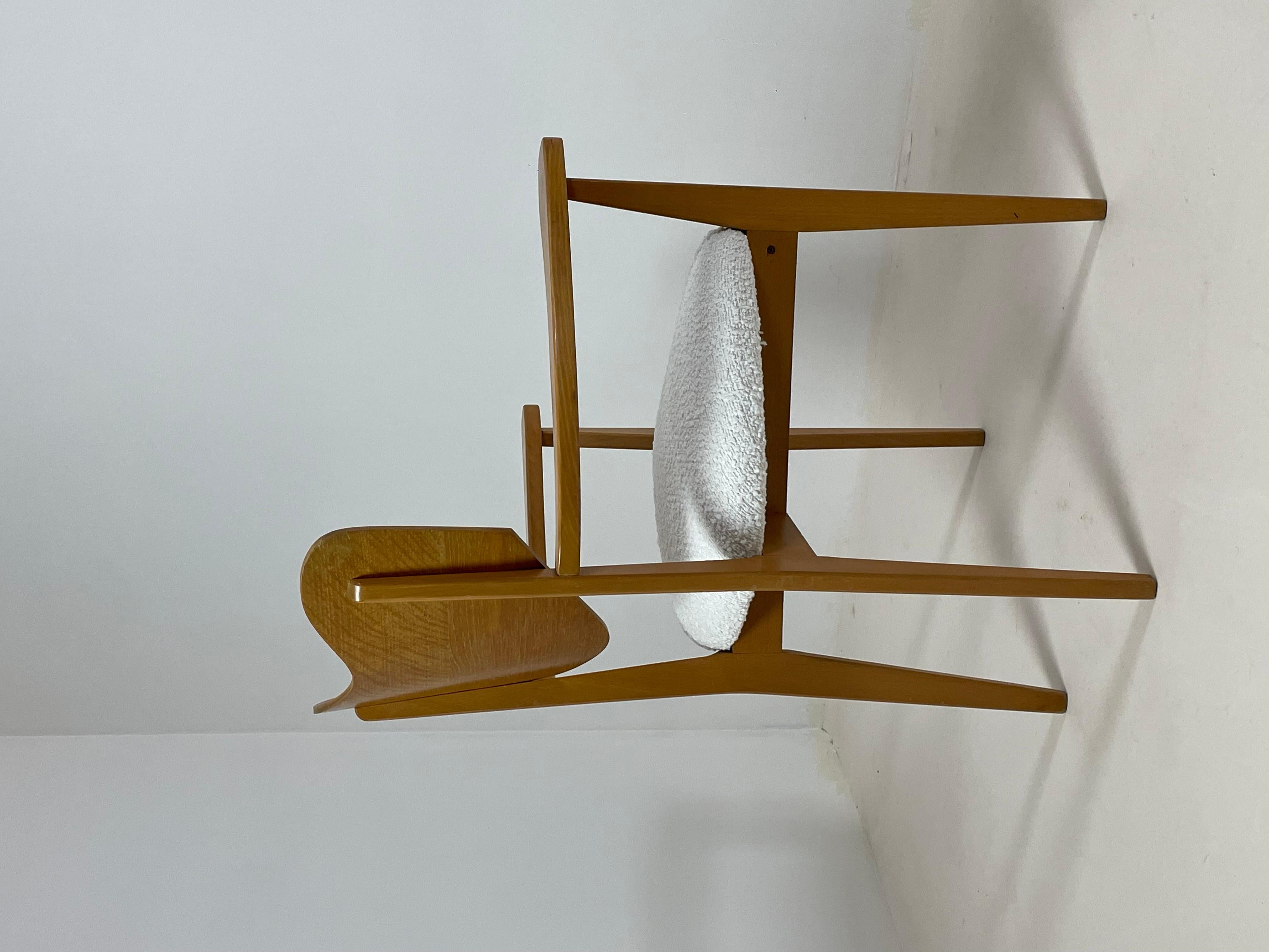 20ième siècle chaise avec accoudoirs de René-Jean Caillette, France  en vente
