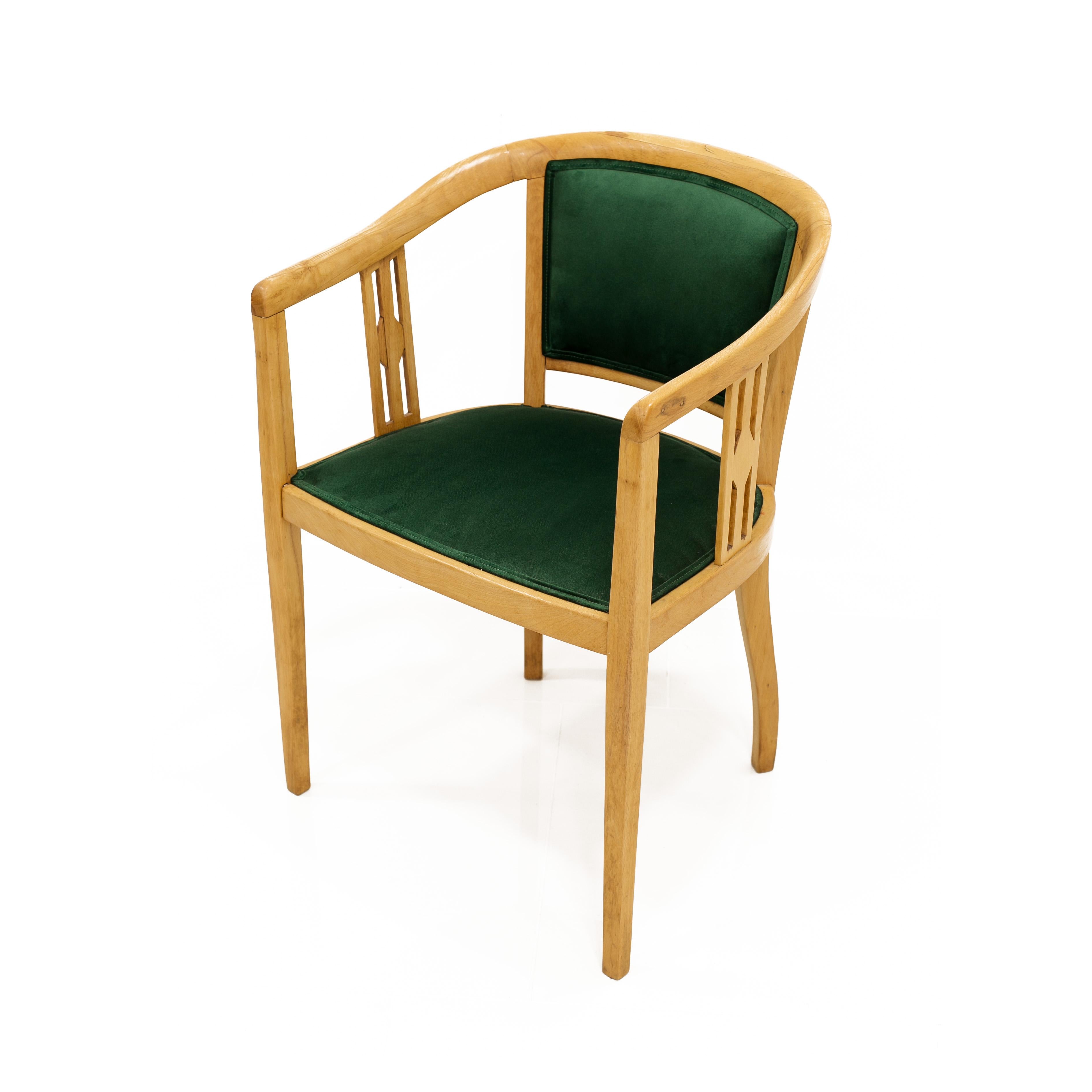 Chair with Armrests, Germany, 1920s In Good Condition For Sale In Wrocław, Poland