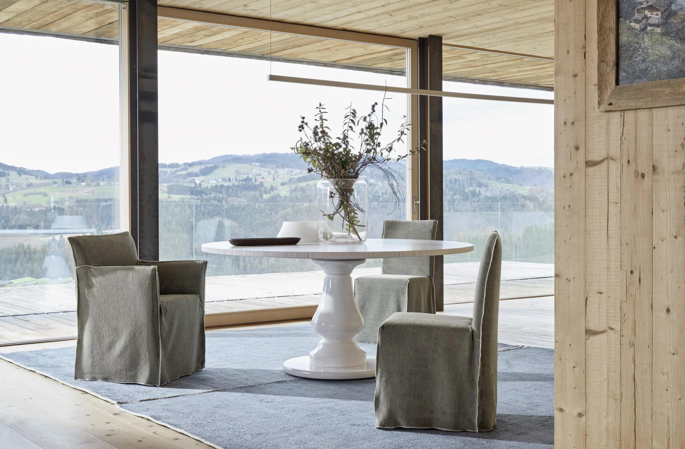 Italian Chaise avec accoudoirs Gervasoni Ghost 25 design Paola Navone - Terre de Lin Eden en vente