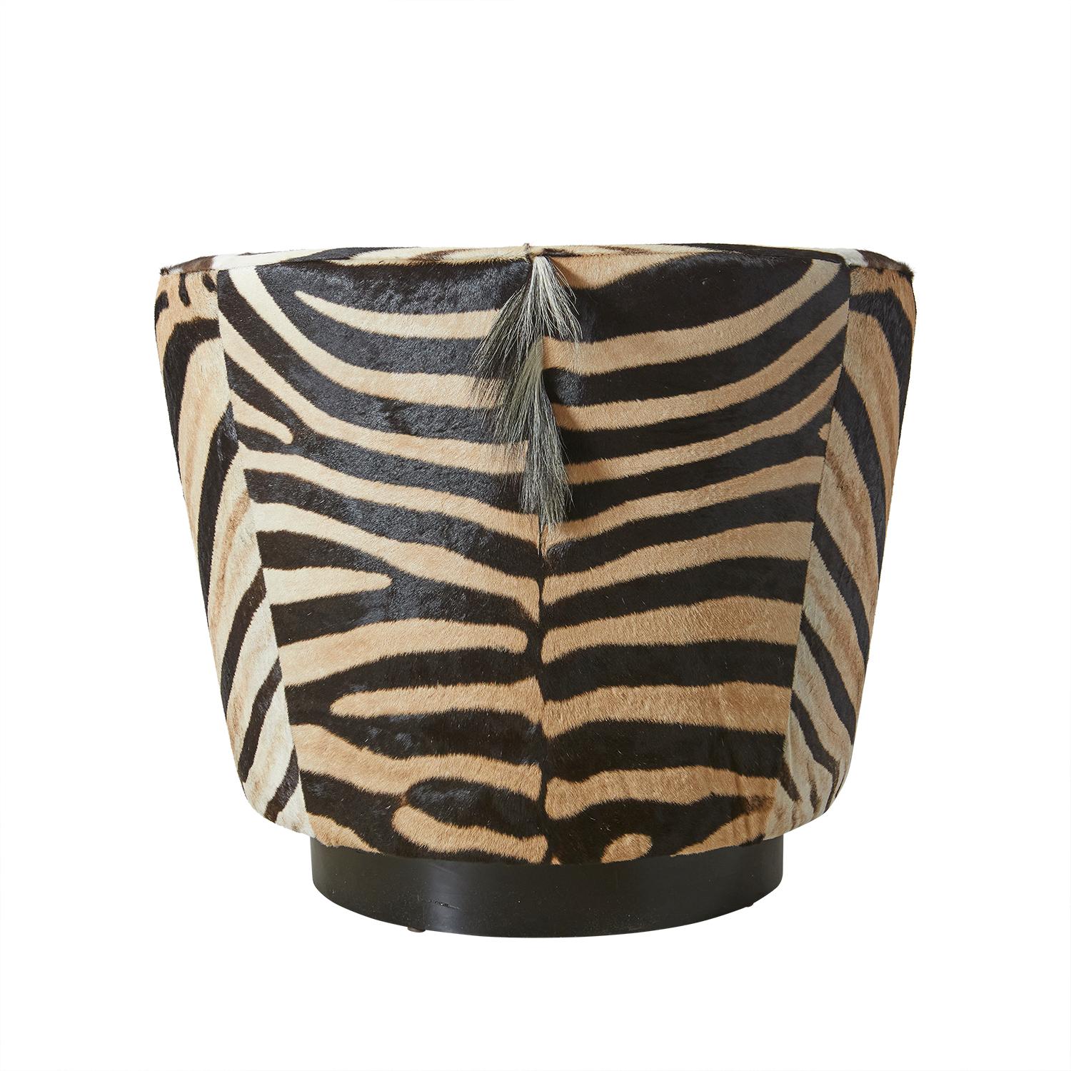 Sud-africain Chaise-Zebra Hide pivotant en vente