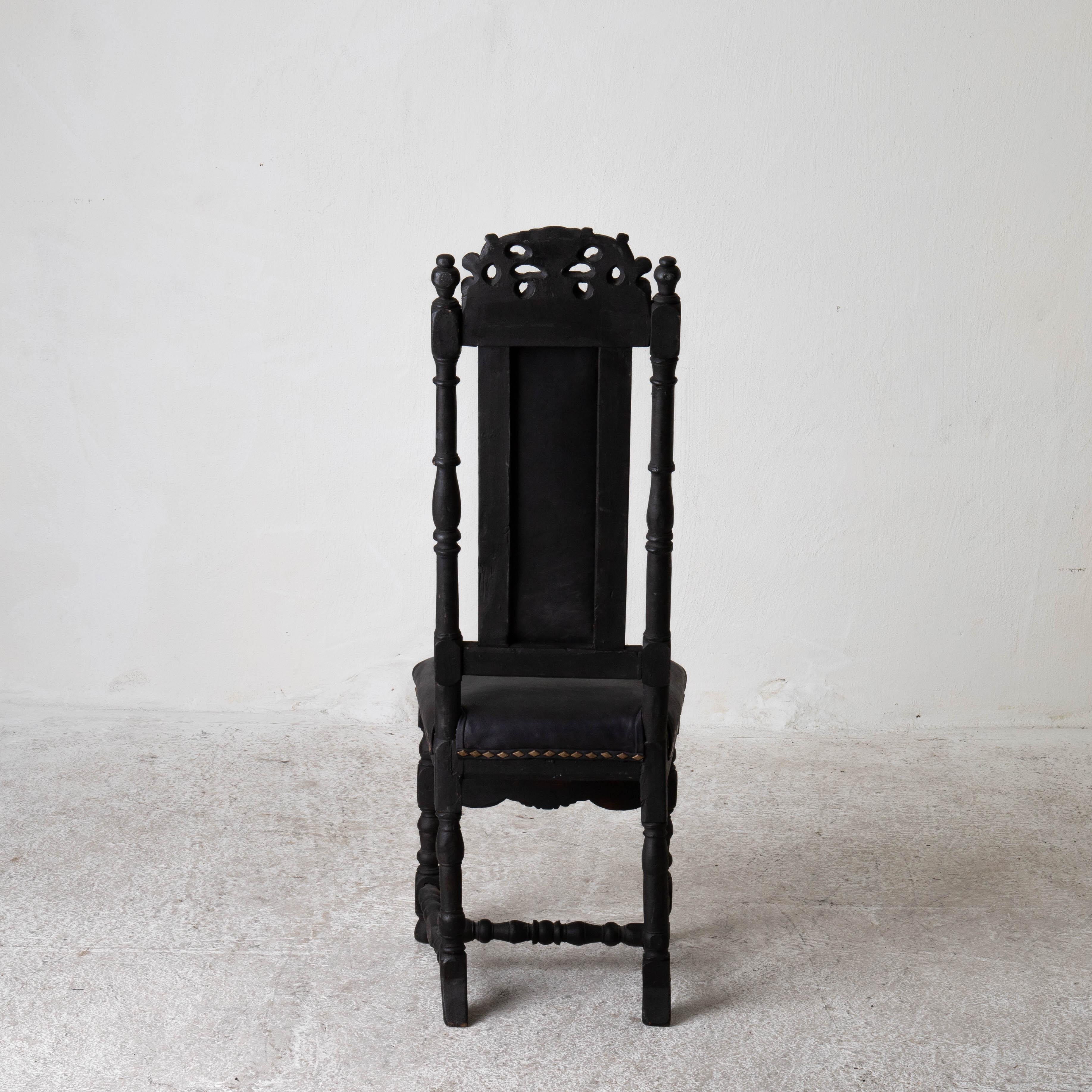 Satz von 10 Esszimmerstühlen im Barockstil, zusammengefasst, schwarz Schweden (Holz) im Angebot