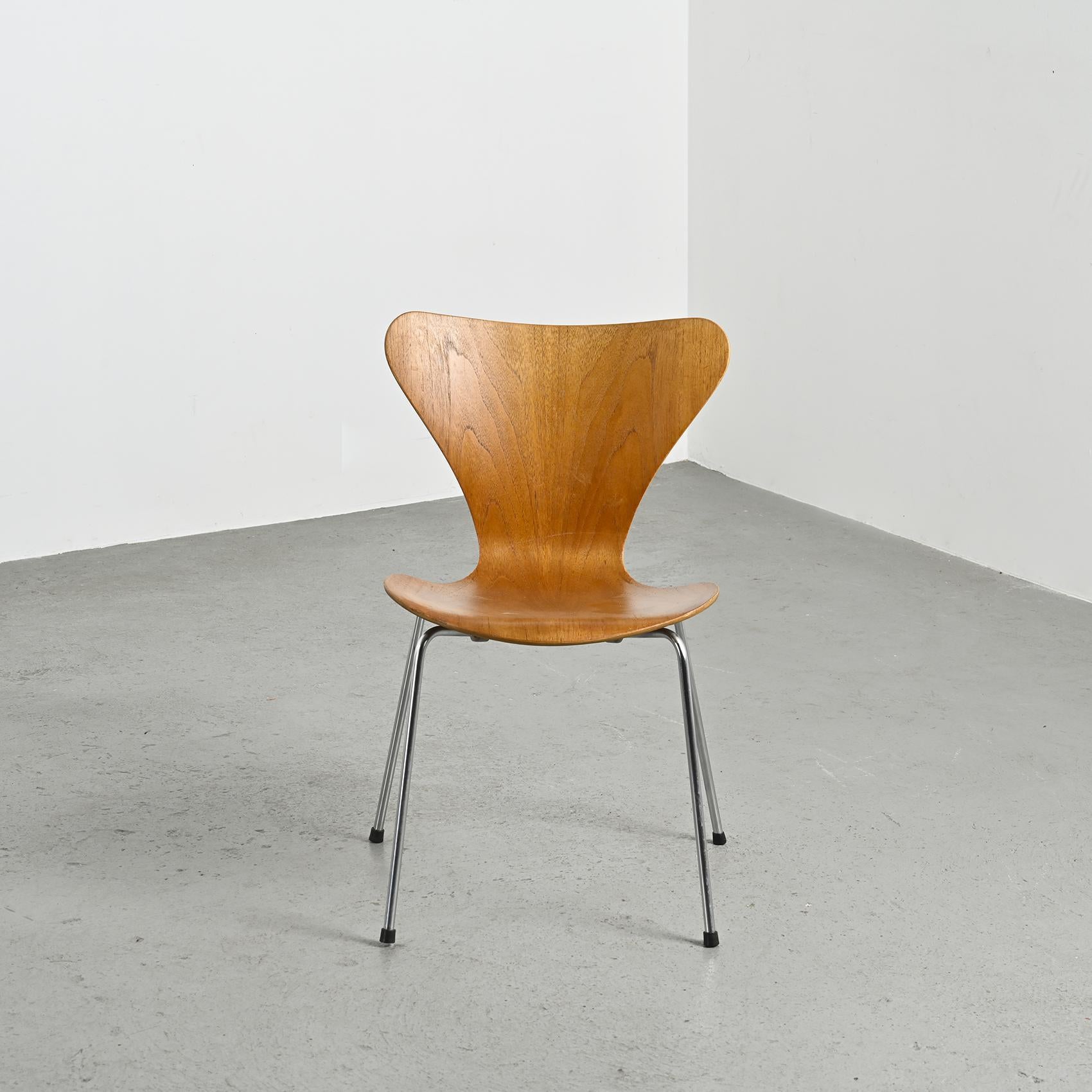 Chairs by Arne Jacobsen, Fritz Hansen circa 1970, Set of 6 For Sale 4