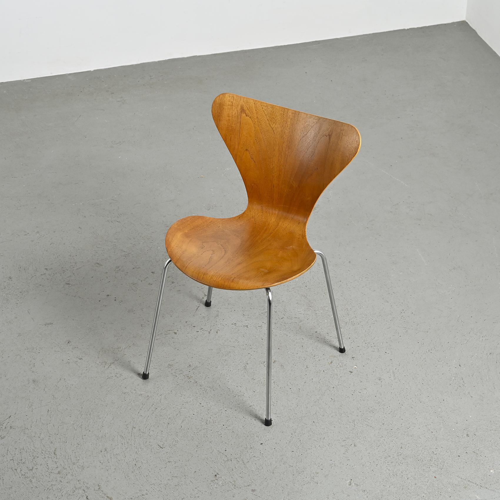 Chairs by Arne Jacobsen, Fritz Hansen circa 1970, Set of 6 For Sale 5