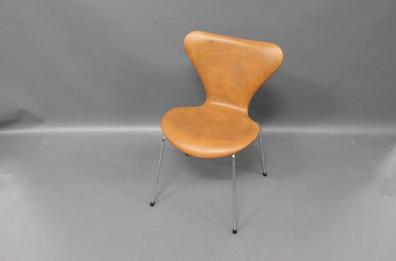 Chairs by Arne Jacobsen Model 3107 with Leather, 1980 In Good Condition In Lejre, DK