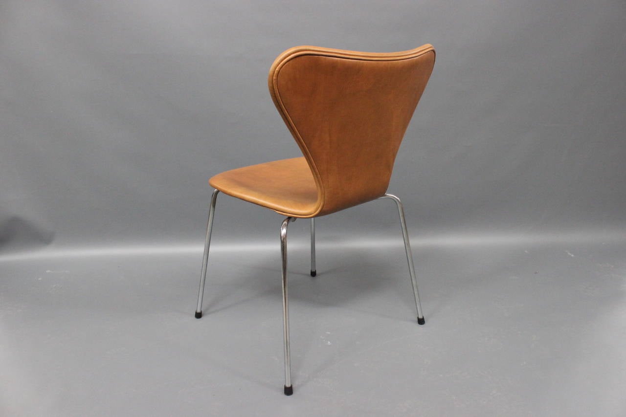 Cuir Chaises d'Arne Jacobsen modèle 3107 avec cuir, 1980 en vente