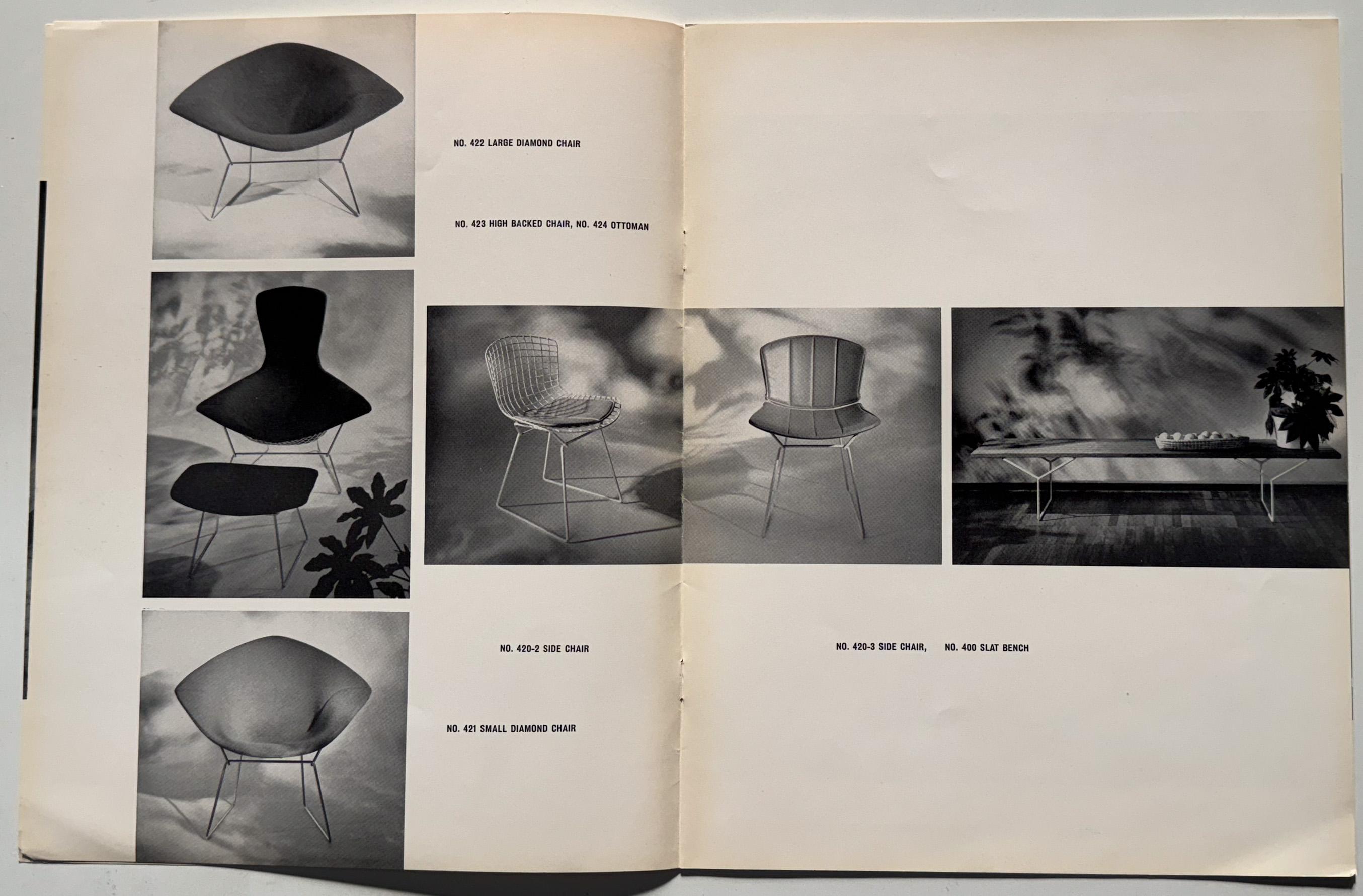 Mid-Century Modern Chaises de Harry Bertoia : Brochure Knoll Associates, Inc en vente