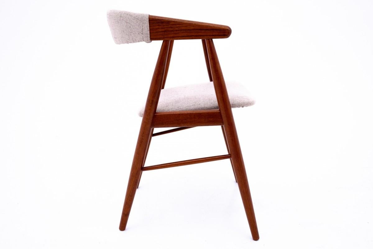 Chairs designed by Ejner Larsen & Aksel Bender Madsen, Denmark, 1960s. After ren For Sale 6