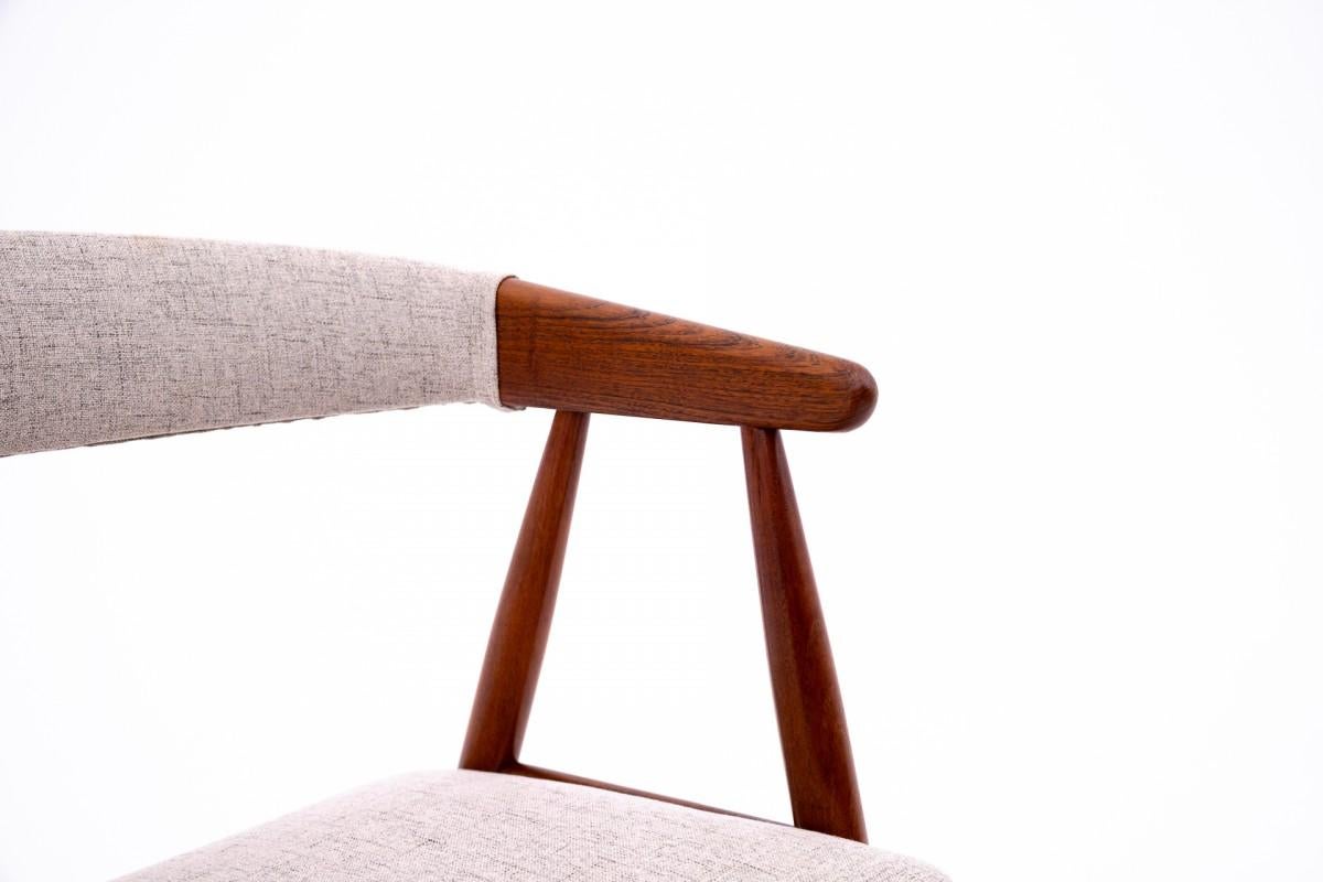 Chairs designed by Ejner Larsen & Aksel Bender Madsen, Denmark, 1960s. After ren For Sale 2
