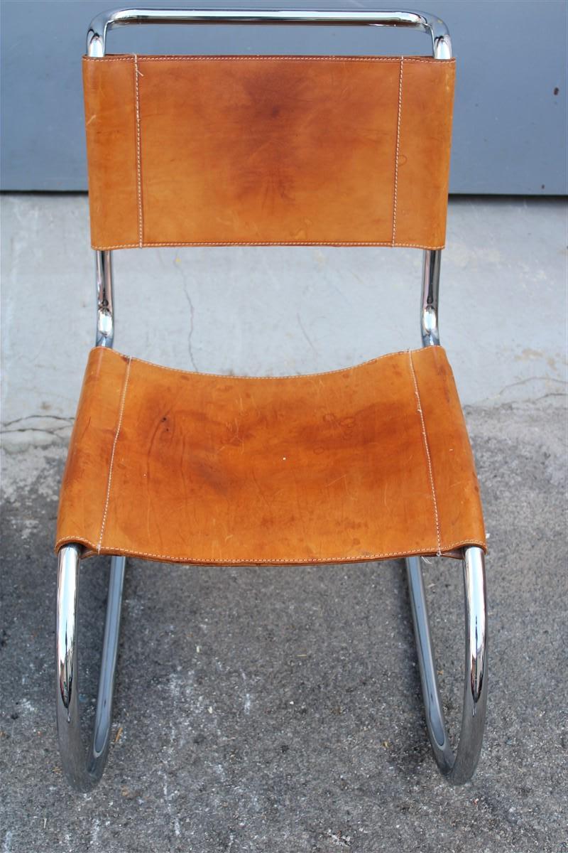 Stühle aus geschwungenem Stahlleder, italienisches Design, Ludwig MIES VAN DER ROH Knoll, 1970er Jahre  im Angebot 4