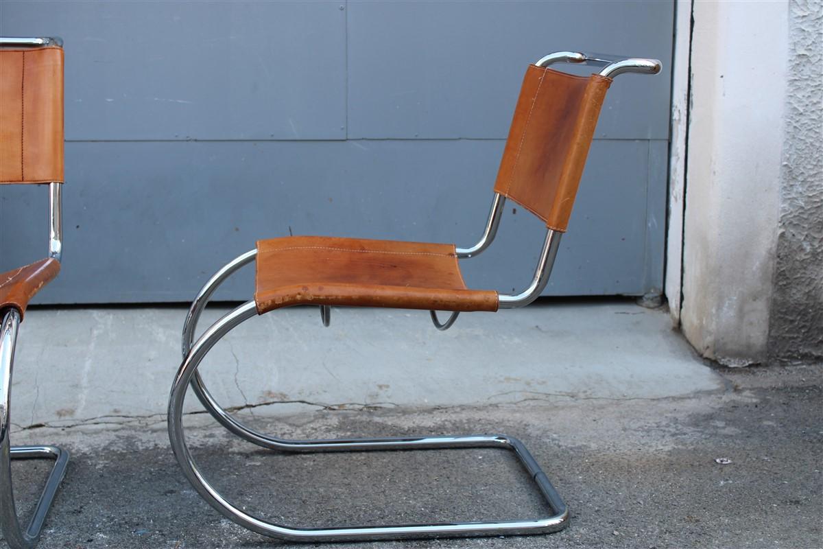 Chairs Curved Steel Leather Italian Design, 1970s Ludwig MIES VAN DER ROH Knoll  For Sale 6