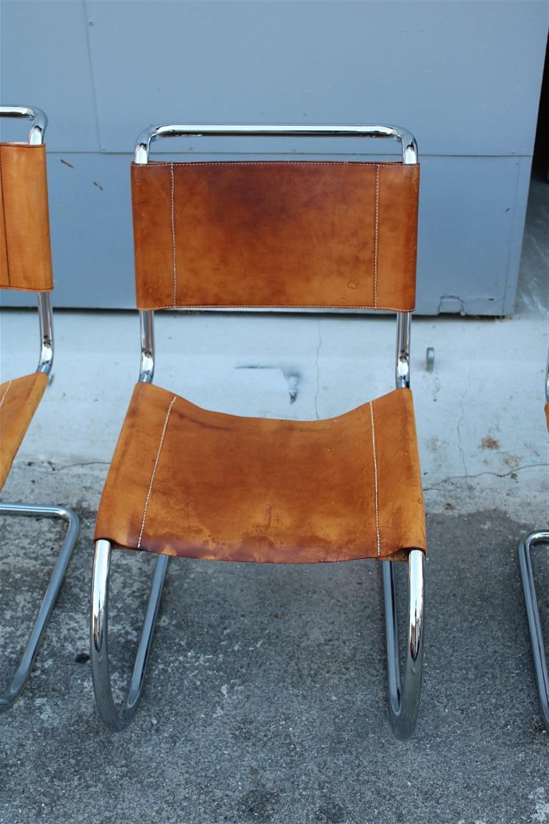 Minimalist Chairs Curved Steel Leather Italian Design, 1970s Ludwig MIES VAN DER ROH Knoll  For Sale