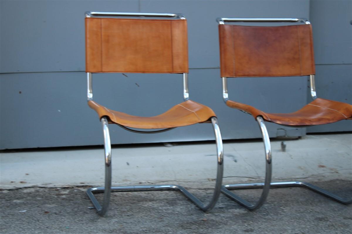 Late 20th Century Chairs Curved Steel Leather Italian Design, 1970s Ludwig MIES VAN DER ROH Knoll  For Sale