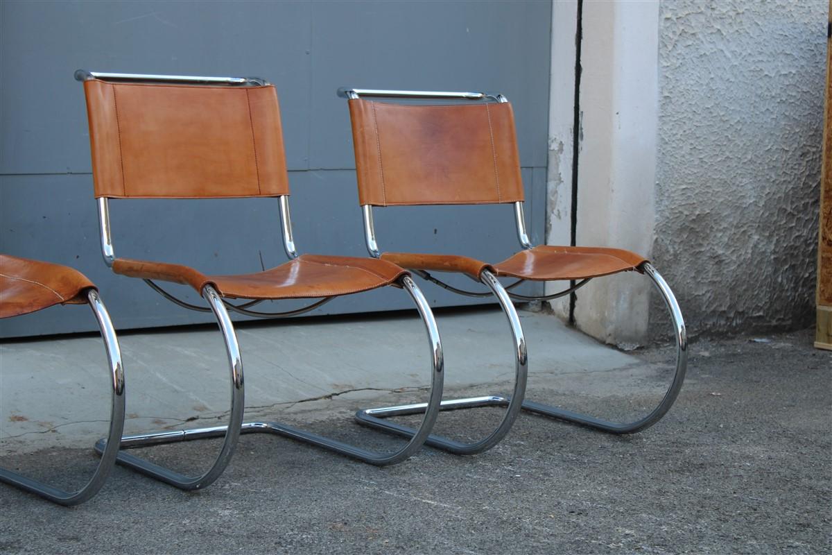 Chairs Curved Steel Leather Italian Design, 1970s Ludwig MIES VAN DER ROH Knoll  For Sale 2