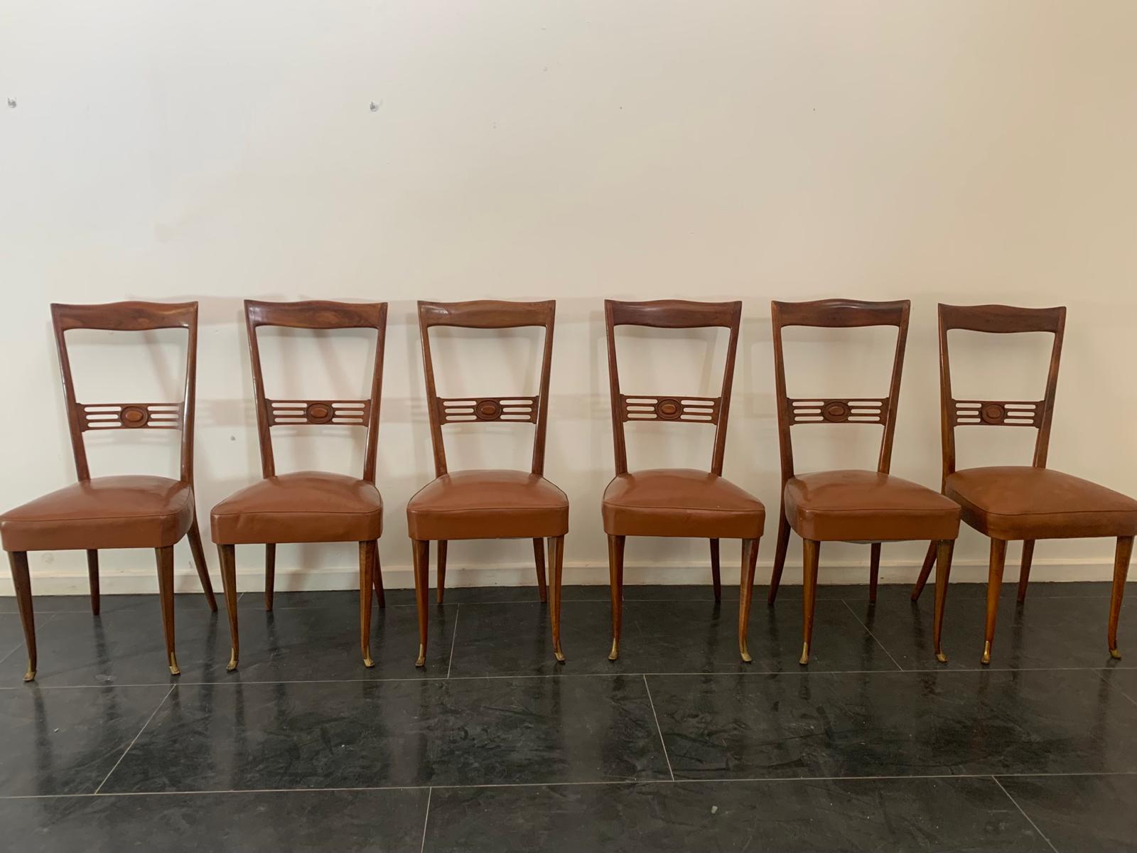 Italiano Sedie in legno di palissandro con punte in bronzo dorato di Paolo Buffa, anni '50, Set di 6 in vendita