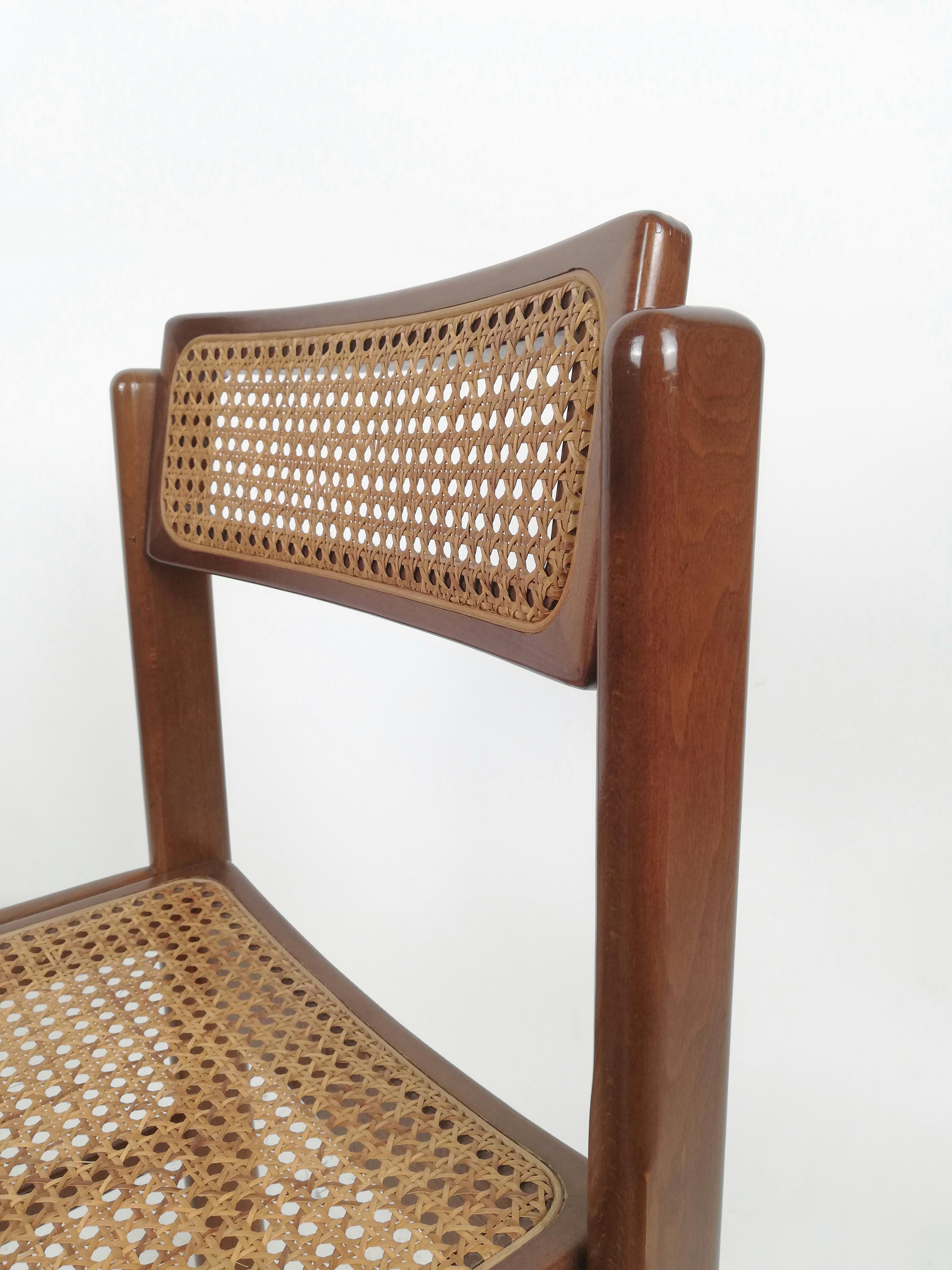 Italian Vintage Chairs in Walnut and Natural Rattan, Italy 1970s In Good Condition In Roma, IT