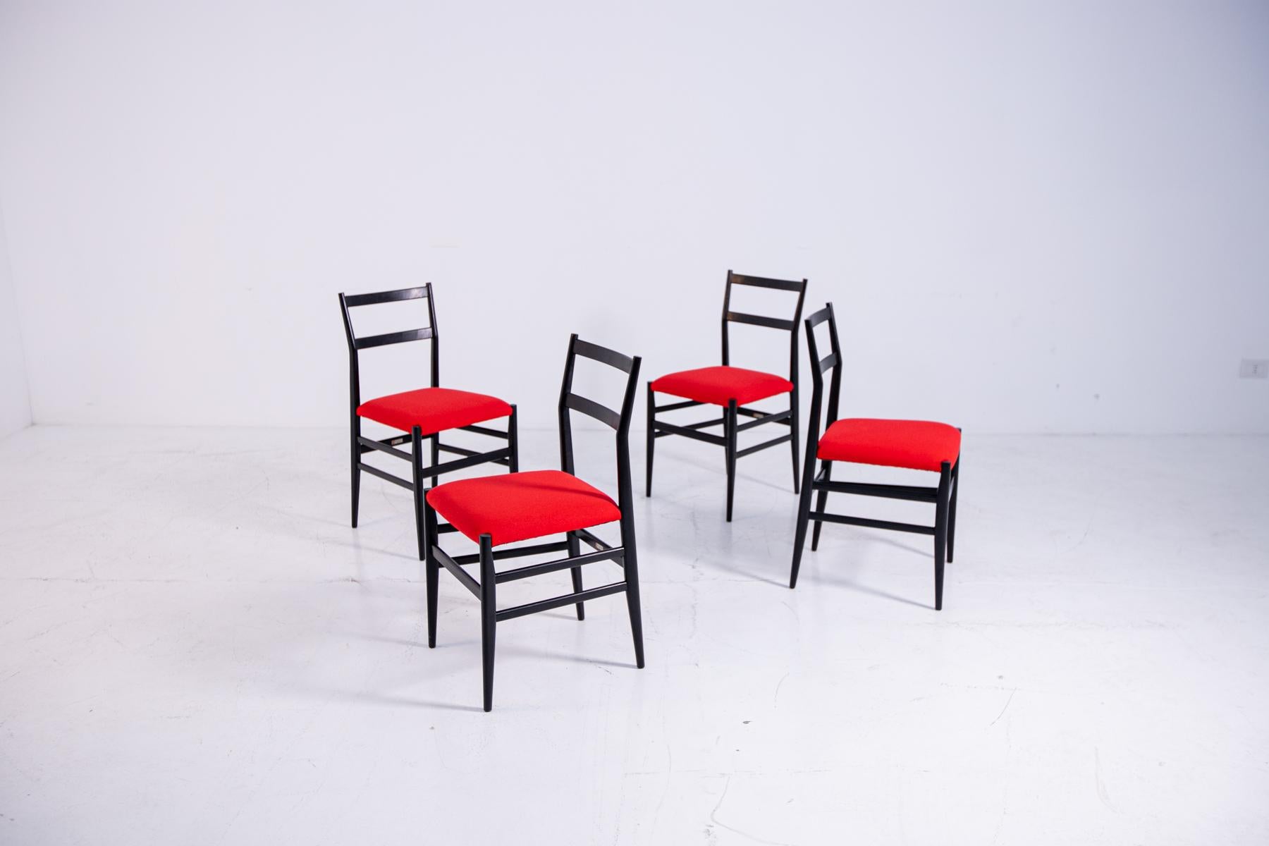 Mid-20th Century Chairs Mod 
