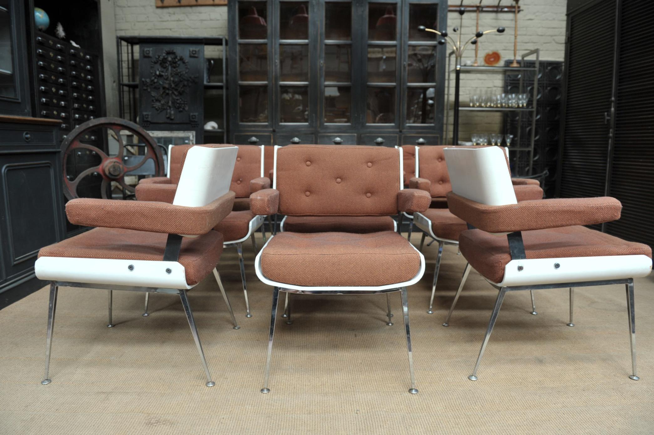 Chairs or Armchairs by Alain Richard, France, circa 1970 For Sale 3