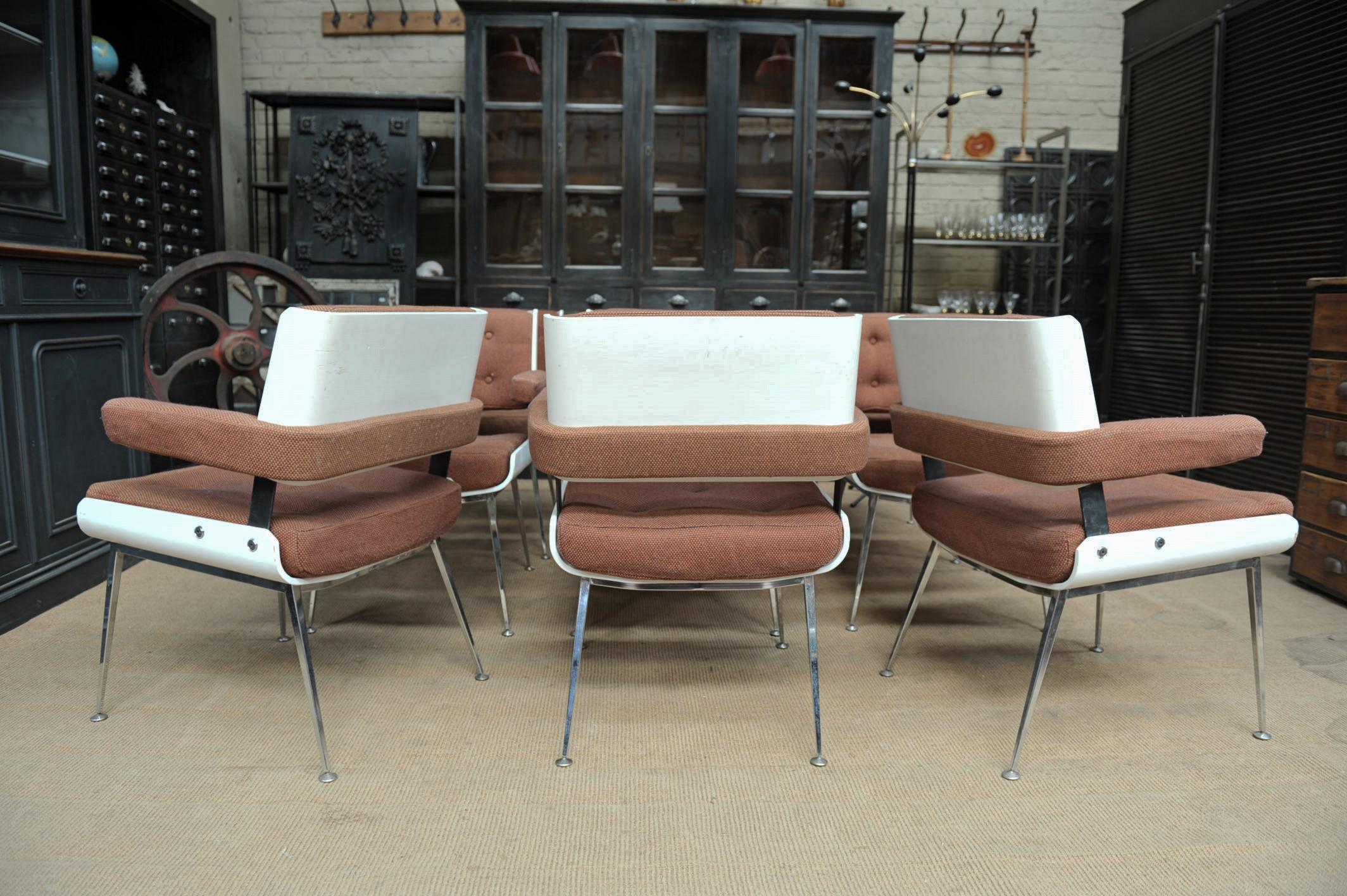 Mid-Century Modern Chairs or Armchairs by Alain Richard, France, circa 1970 For Sale