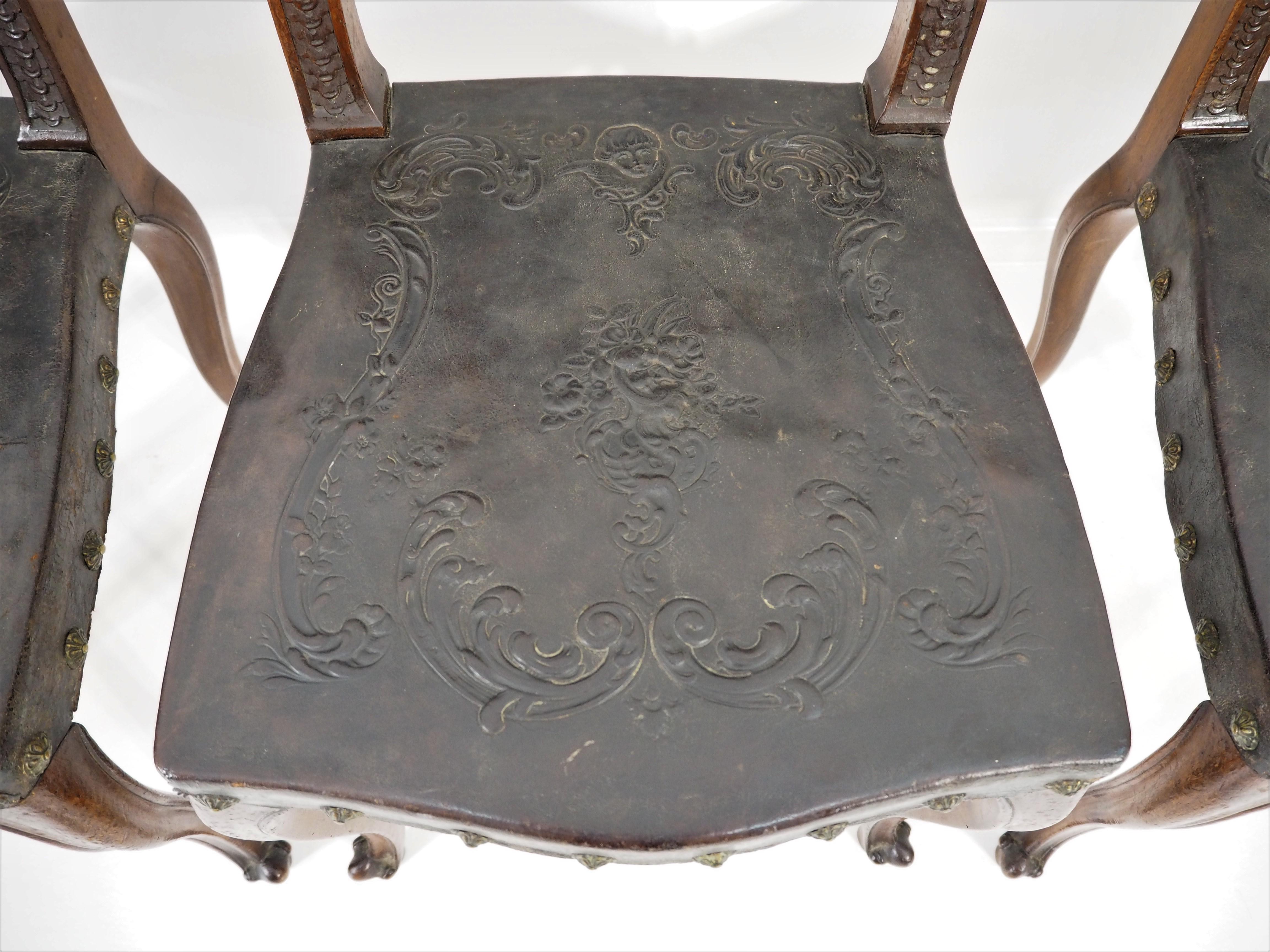 Chairs Rococo, 1880s set of 4. Original condition, walnut.
 