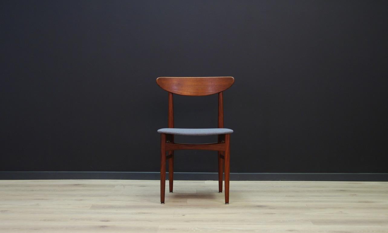 Set of seven pieces of 1960s-1970s chairs, Scandinavian design, new upholstery, construction made of teak wood. Preserved in good general condition (small dings and scratches on wooden structure) - directly for use.

Dimensions: height 77.5 cm,