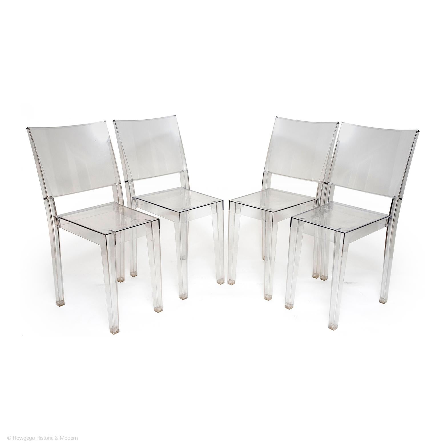 Postmoderne Ensemble de 4 chaises Philippe  en vente