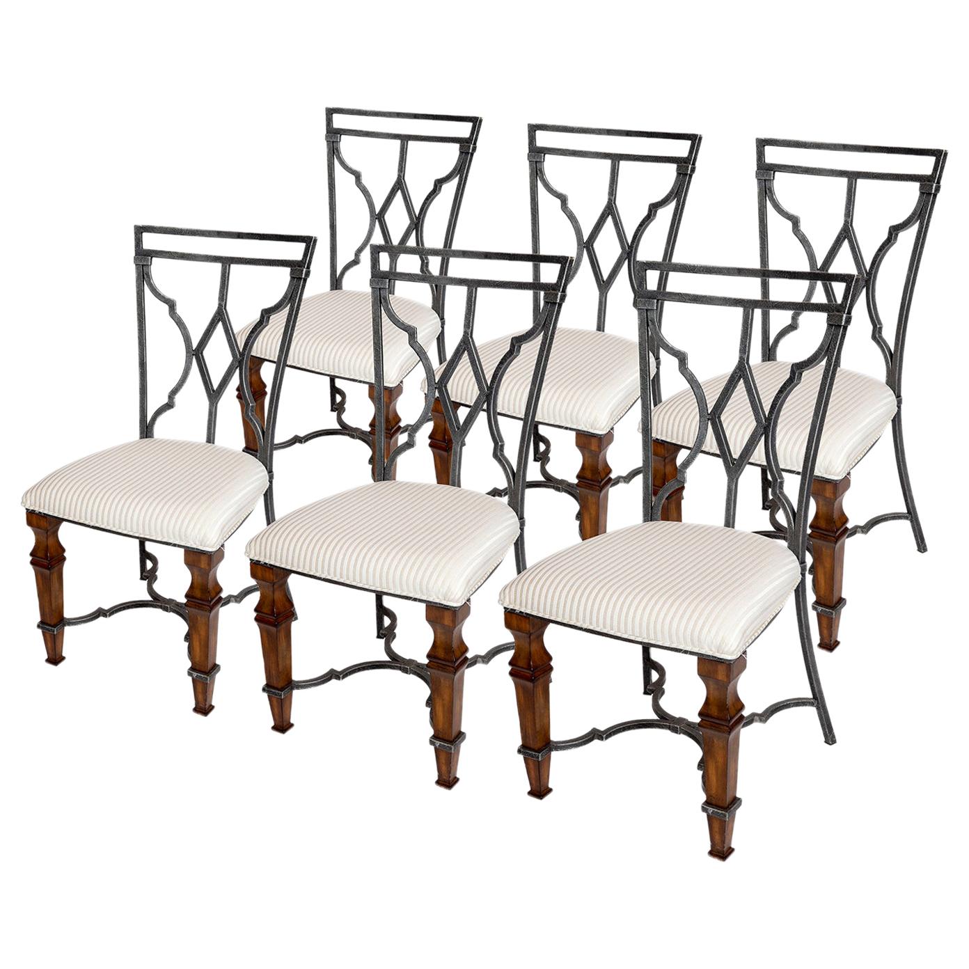 Ensemble de six chaises en teck et métal blanc rembourré