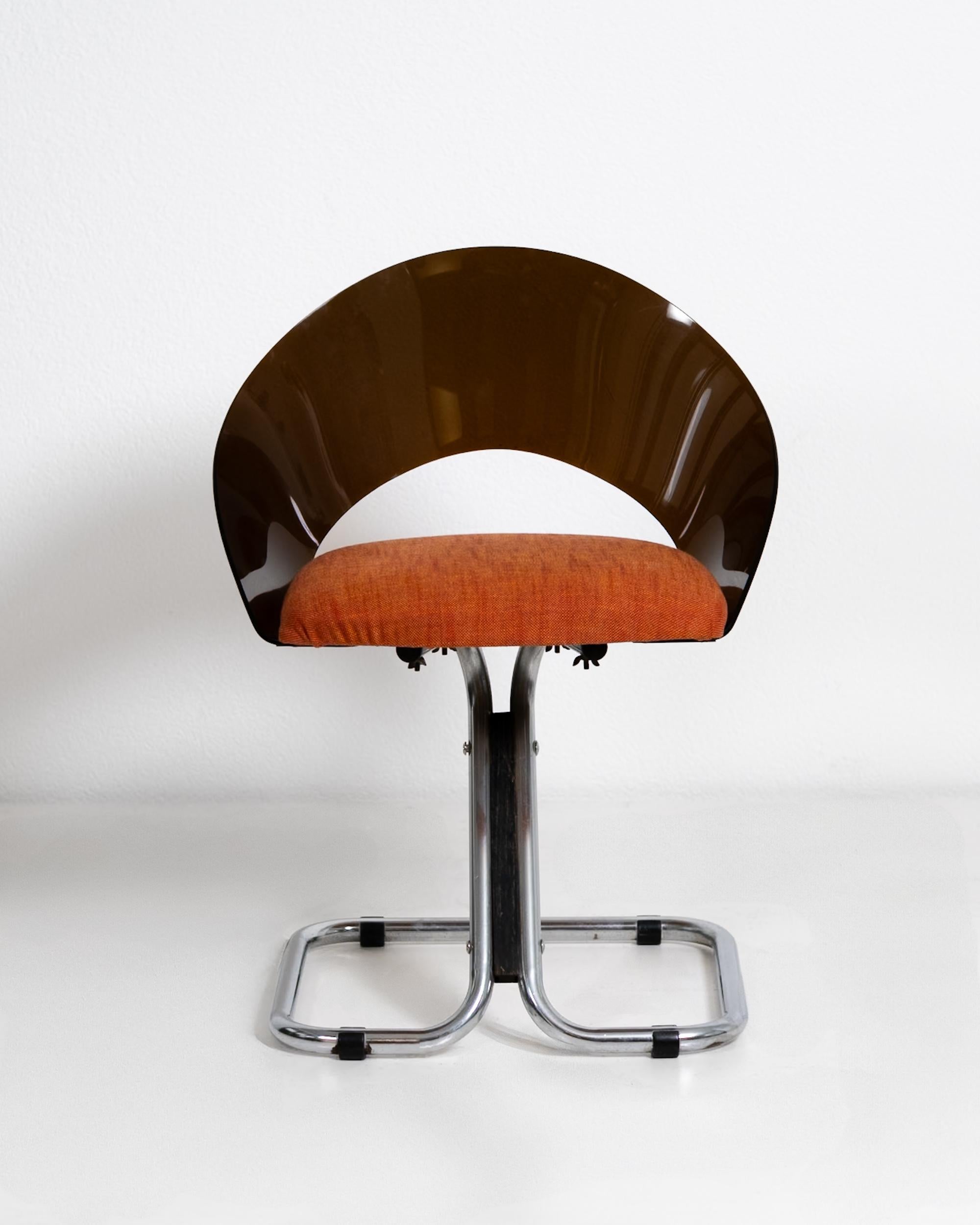 Chairs Space Age (4) In Good Condition For Sale In Collonge-Bellerive, GE