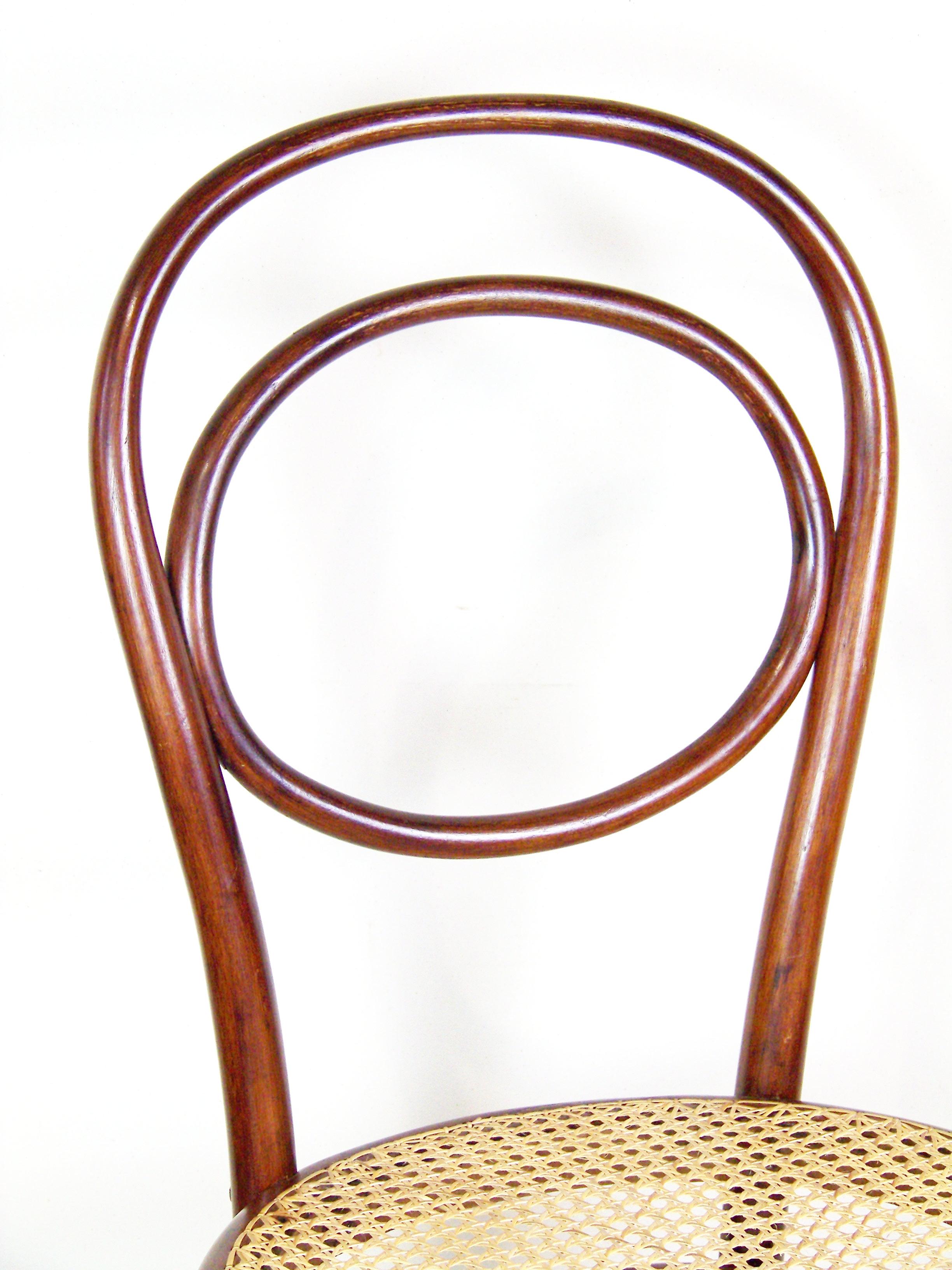 Belle Époque Chaises Thonet Nr.10, vers 1870 en vente