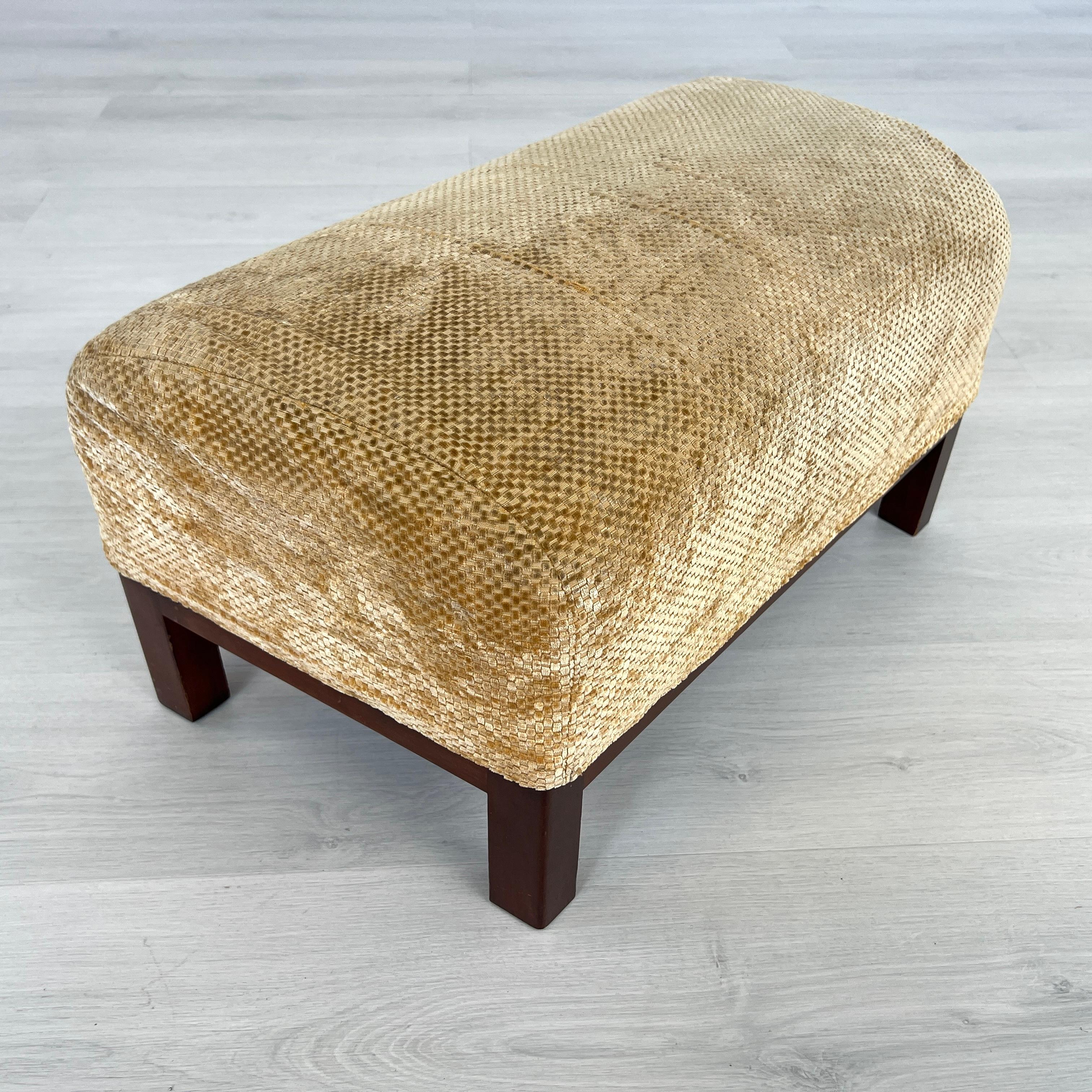 Chairs with Ottomans by Umberto Asnago for Giorgetti – Set of 2 For Sale 6