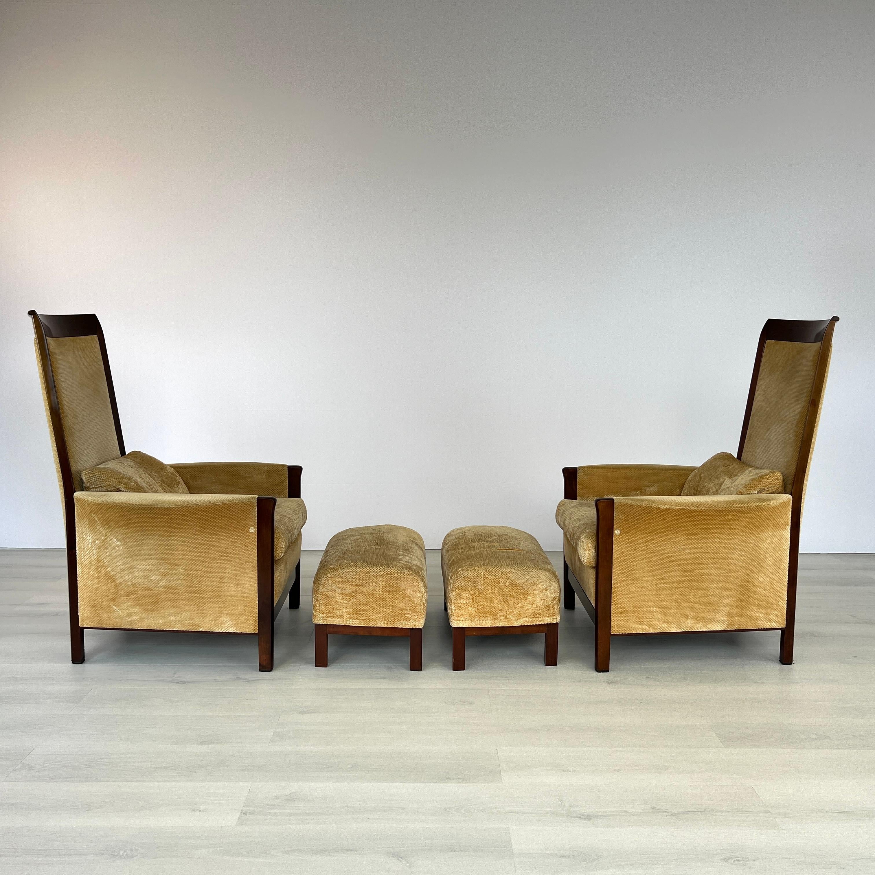 Dimensions: H 44.7” x W 32.7” x D 33.5” x SH 18”/ Ottoman H 15” x W 25” x D 14”

Set of 2 Art Deco lounge chairs model “Peggy” by Umberto Asnago for Giorgetti with matching ottomans. Upholstered in original fabric. The chairs are designed to provide