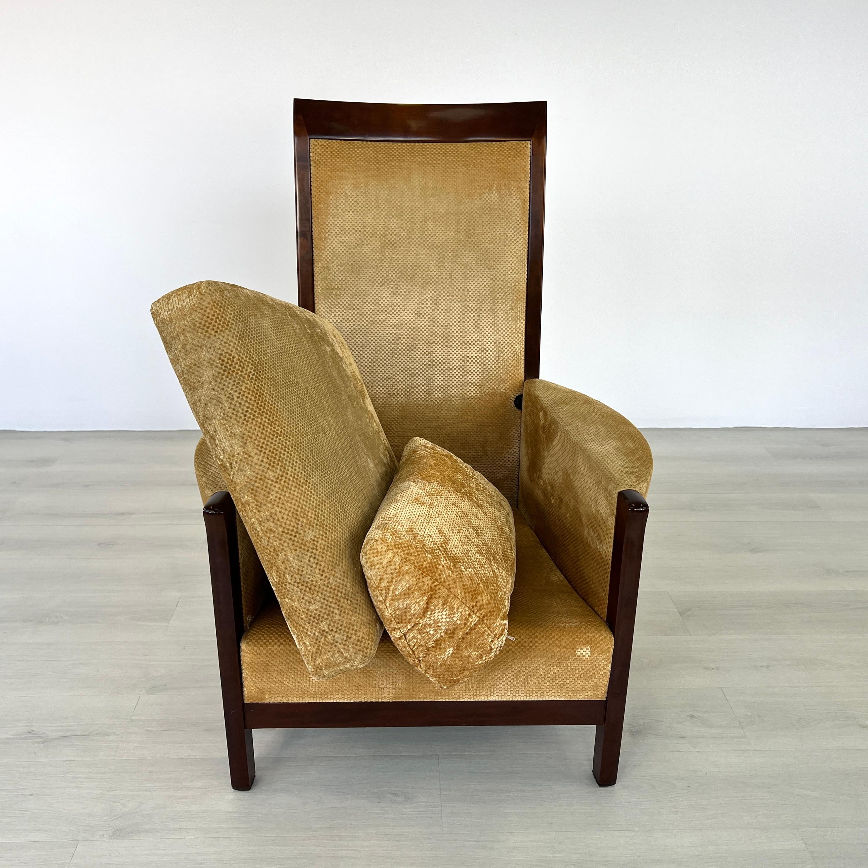 Fabric Chairs with Ottomans by Umberto Asnago for Giorgetti – Set of 2 For Sale