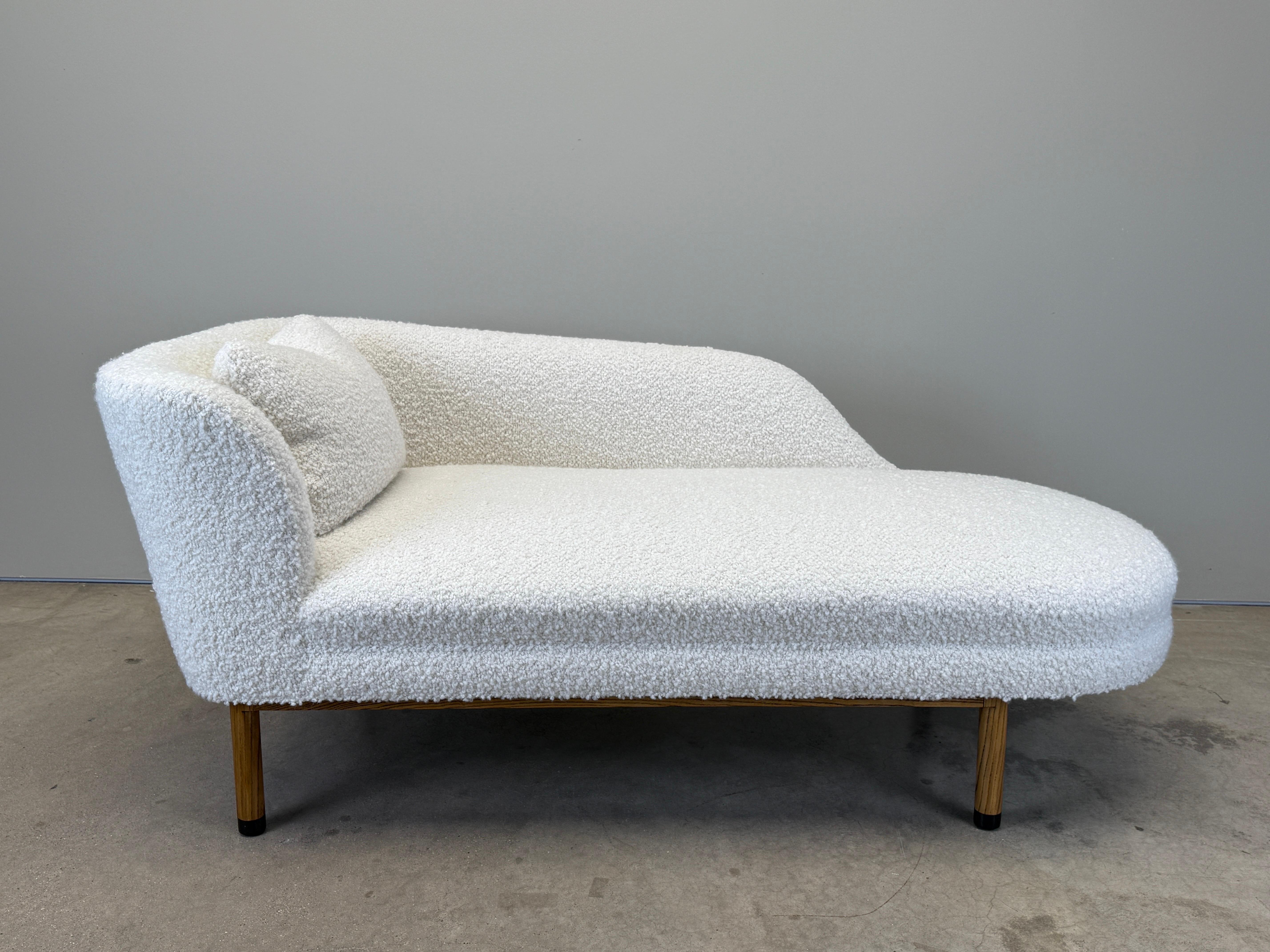 Chaise by Edward Wormley for Dunbar For Sale 5