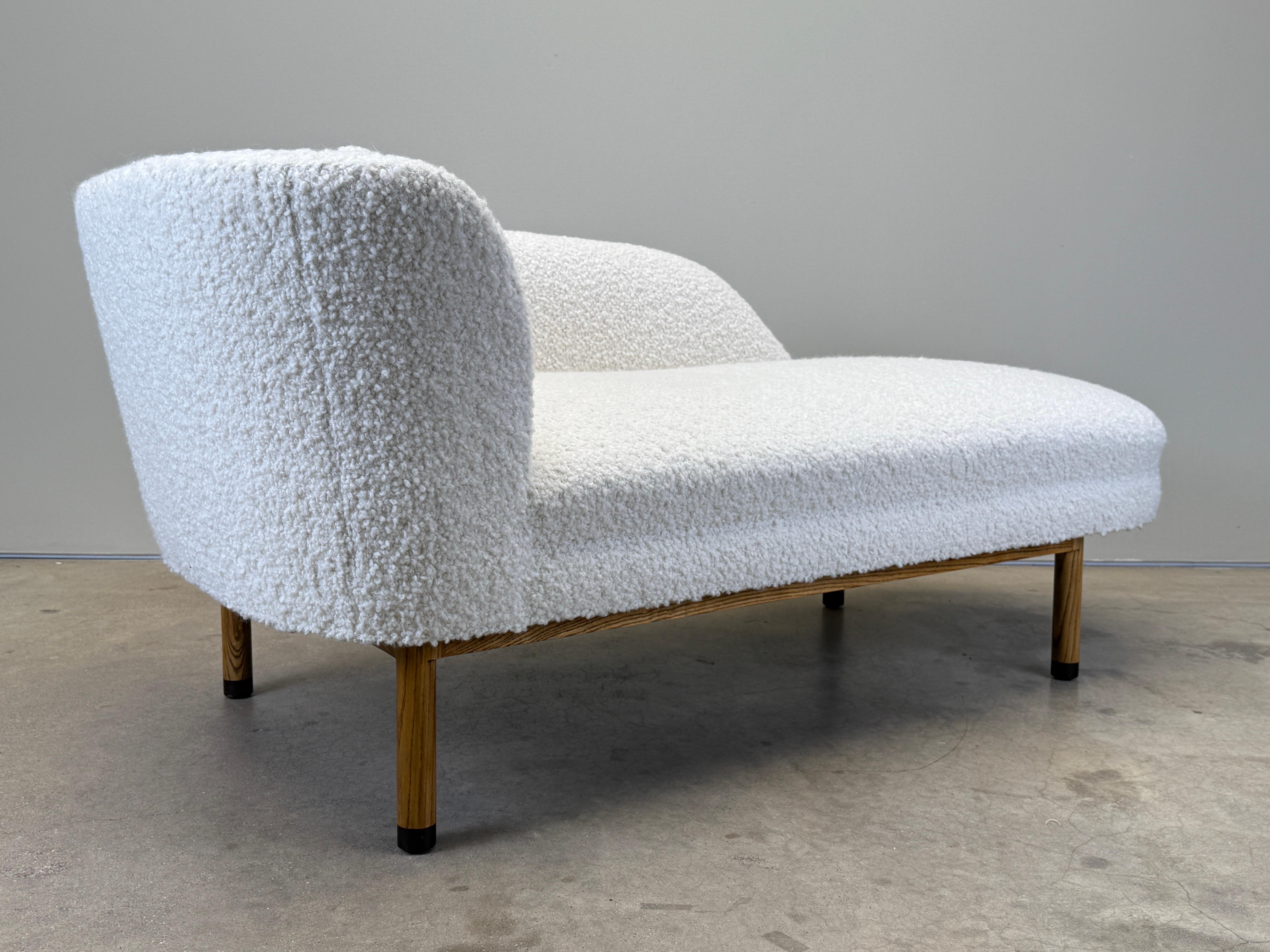 Chaise by Edward Wormley for Dunbar For Sale 7