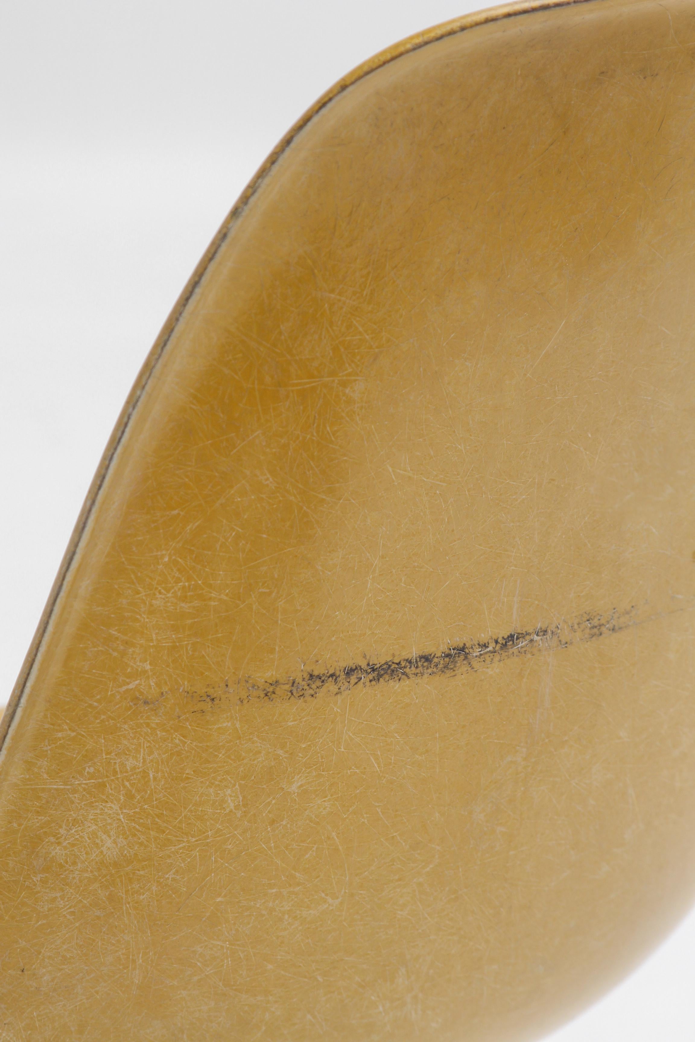 Chaise DSW par Charles & Ray Eames, édition Herman Miller im Angebot 8