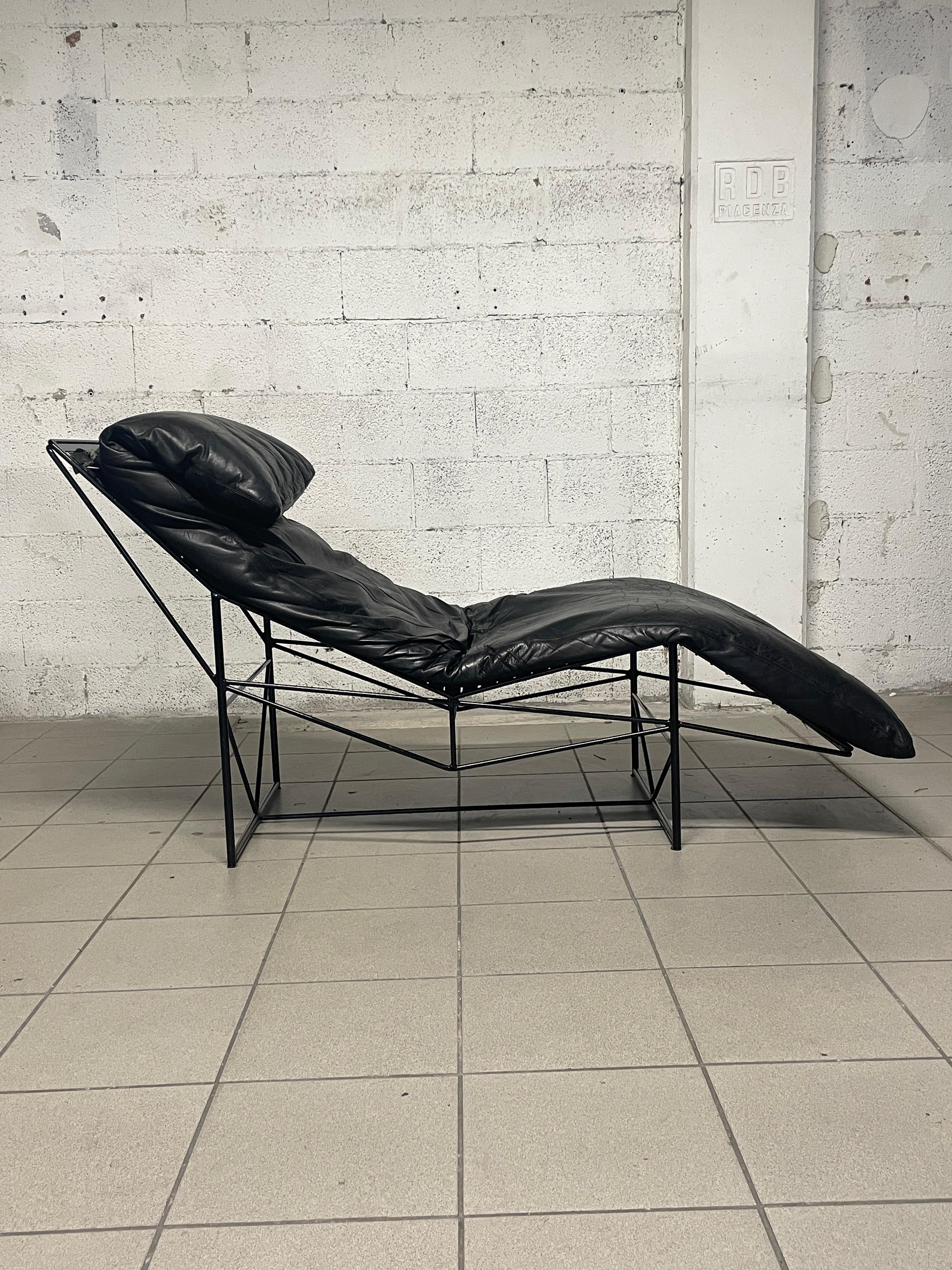 Chaise-longue de los años 80 diseñada por Paolo Passerini para UVET en venta 10