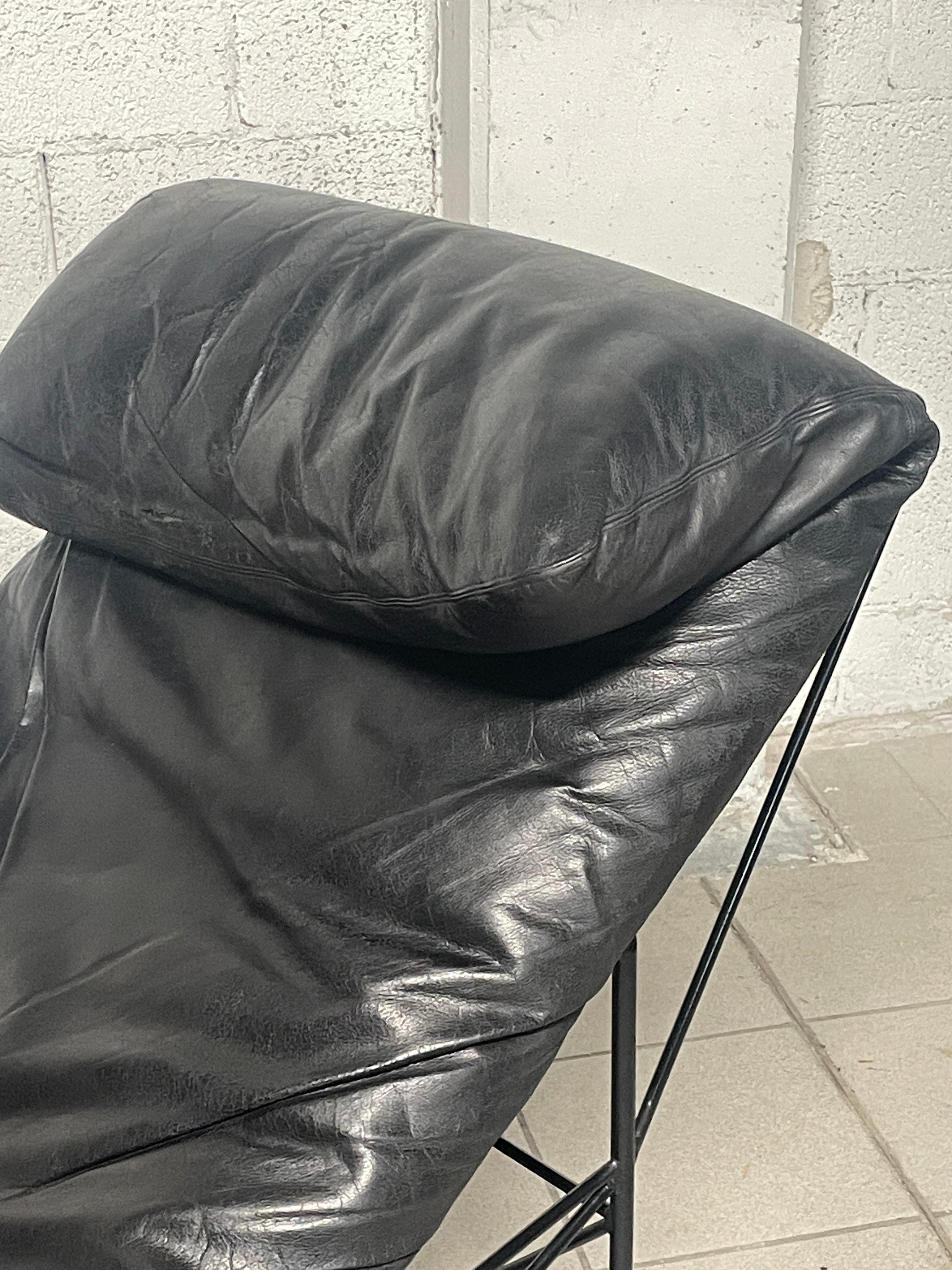 Chaise-longue de los años 80 diseñada por Paolo Passerini para UVET en Bueno estado para la venta en SAN PIETRO MOSEZZO, NO