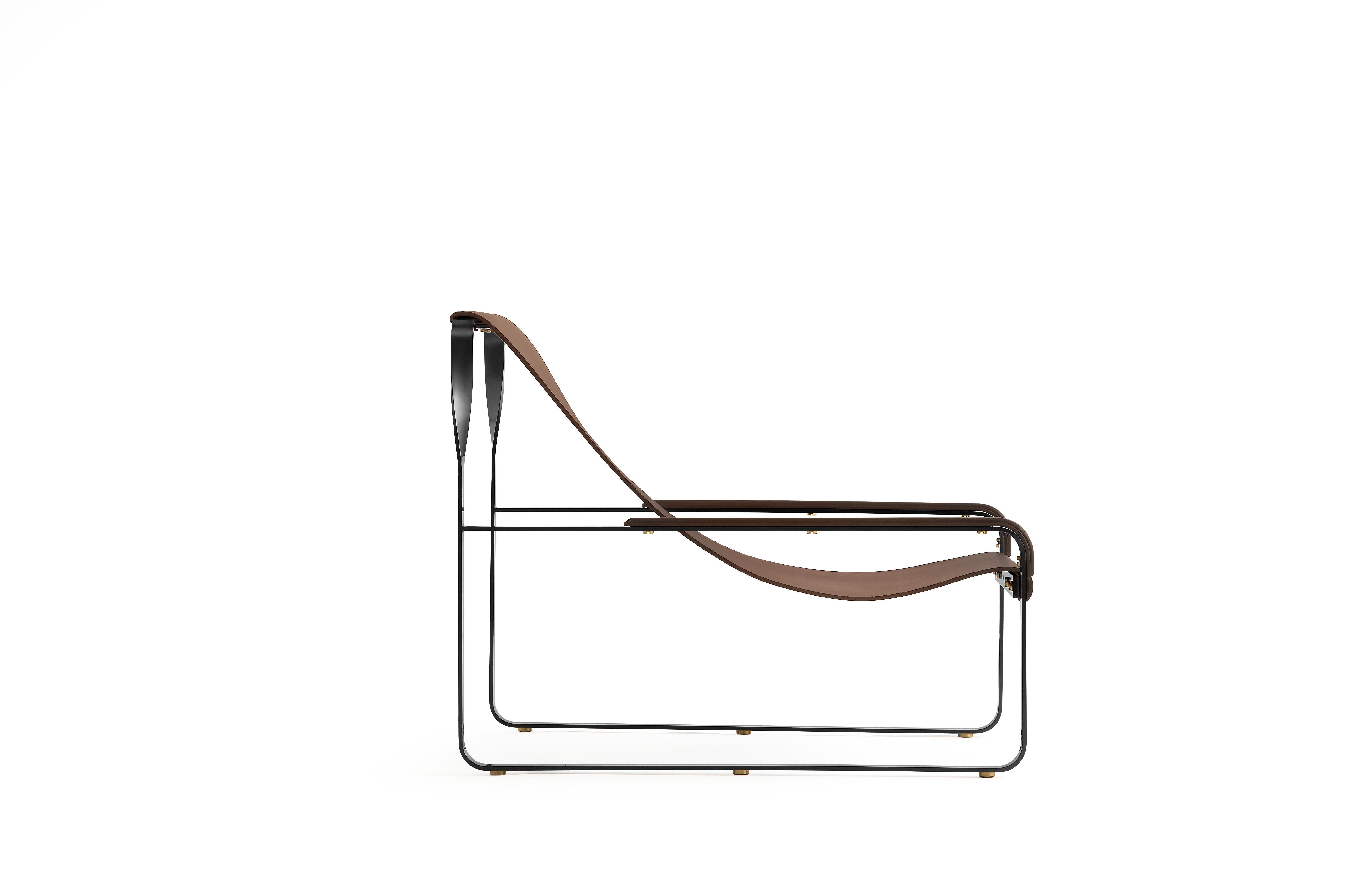 Classic Contemporary Chaise Lounge Schwarzes Rauchmetall & Dunkelbraunes Leder (Moderne) im Angebot