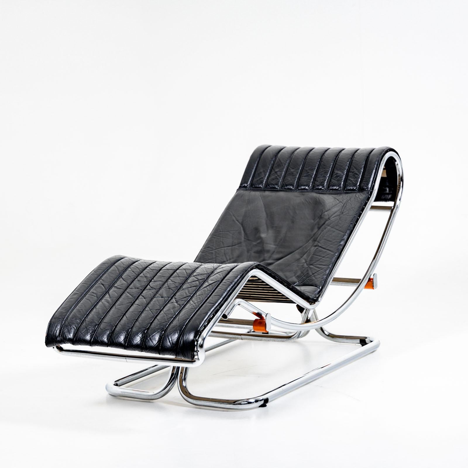 Italian Chaise Longue by Guido Faleschini, Italy 1970s For Sale