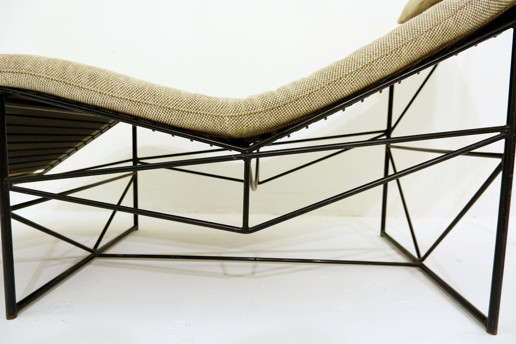 Late 20th Century Chaise Longue by Paolo Passerini for Uvet, 1985